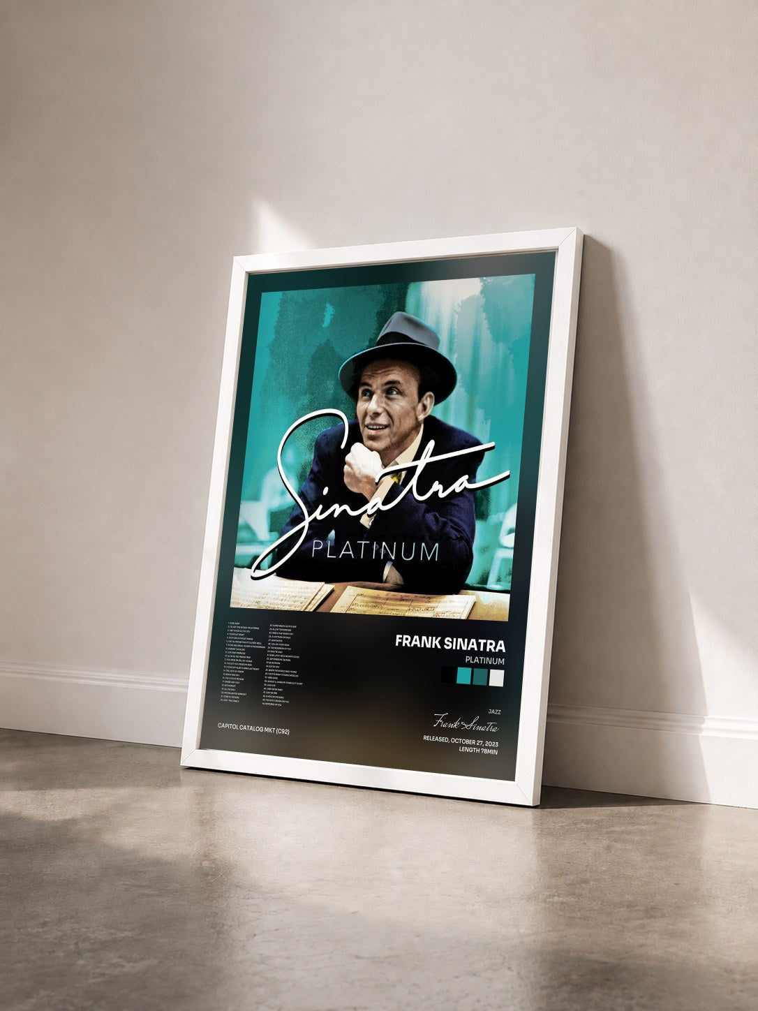 #blanc Tableau de l'album Platinum de Frank Sinatra vu de trois quarts, cadre blanc