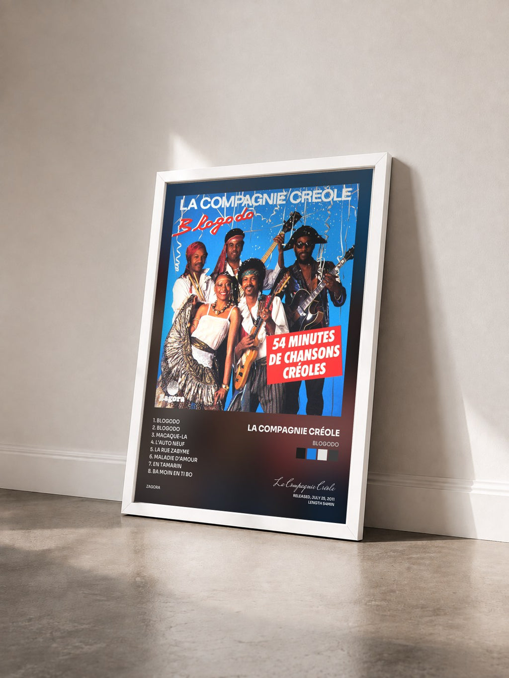 #blanc Tableau de l'album Blogodo de La Compagnie Créole vu de trois quarts, cadre blanc
