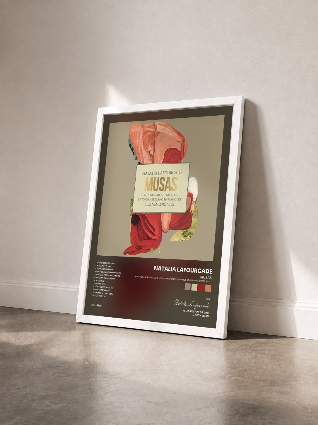#blanc Tableau de l'album Musas (Un Homenaje al Folclore Latinoamericano en Manos de Los Macorinos, Vol. 1) de Natalia Lafourcade vu de trois quarts, cadre blanc