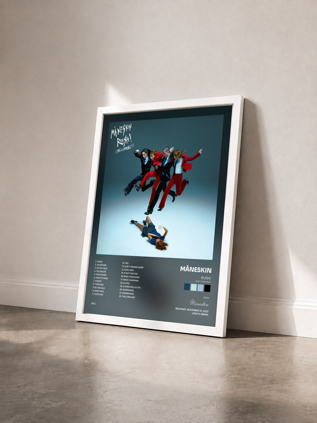 #blanc Tableau de l'album RUSH! (ARE U COMING?) de Måneskin vu de trois quarts, cadre blanc