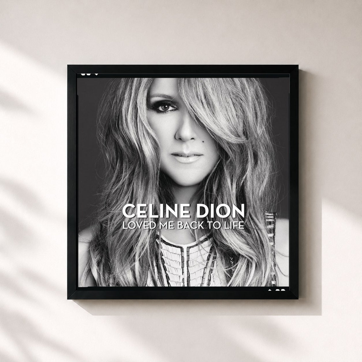#noir Tableau carré de l'album Loved Me Back to Life de Céline Dion, cadre noir 32x32 cm
