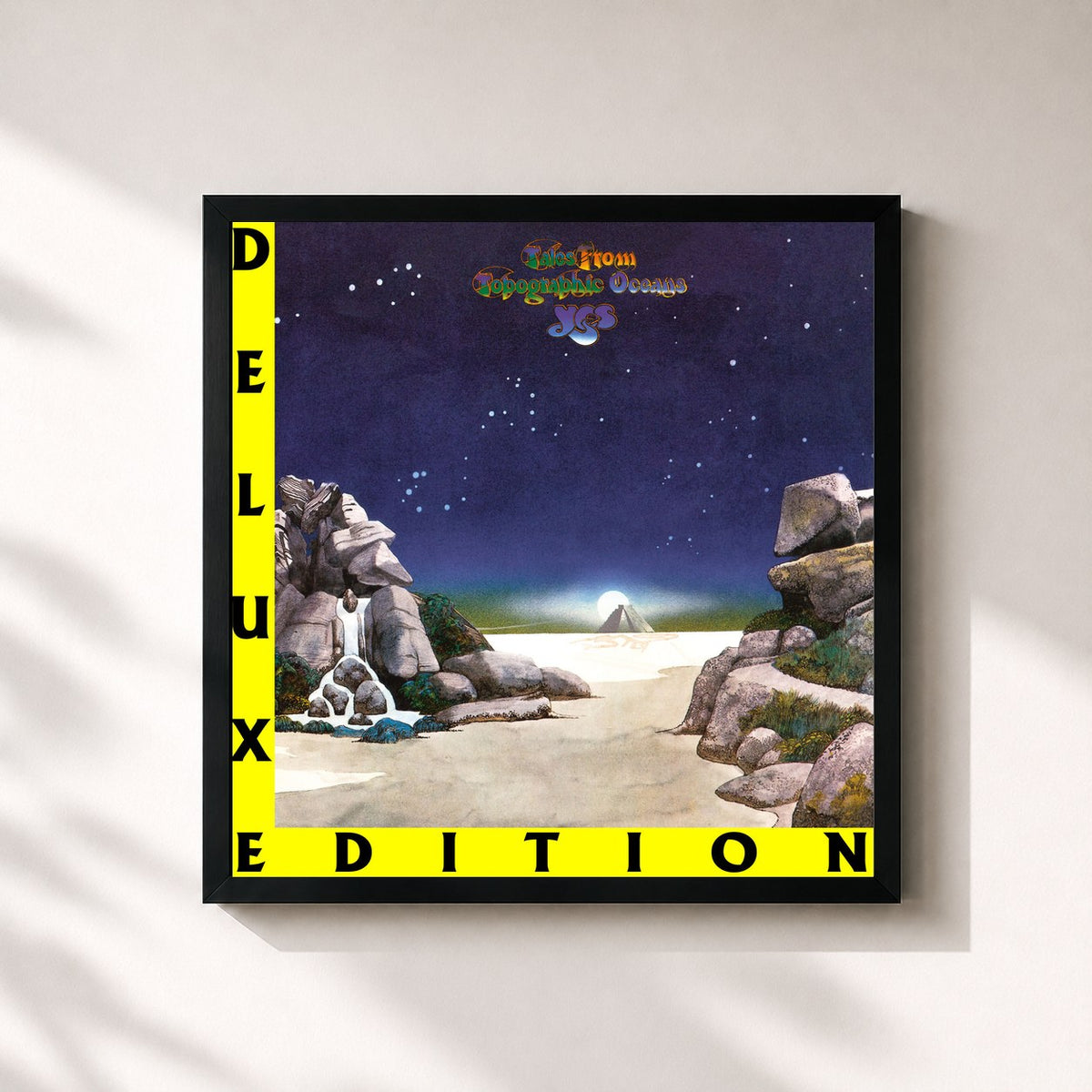 #noir Tales from Topographic Oceans (Deluxe Edition) de Yes en lámina cuadrada enmarcada, marco negro de 32x32 cm