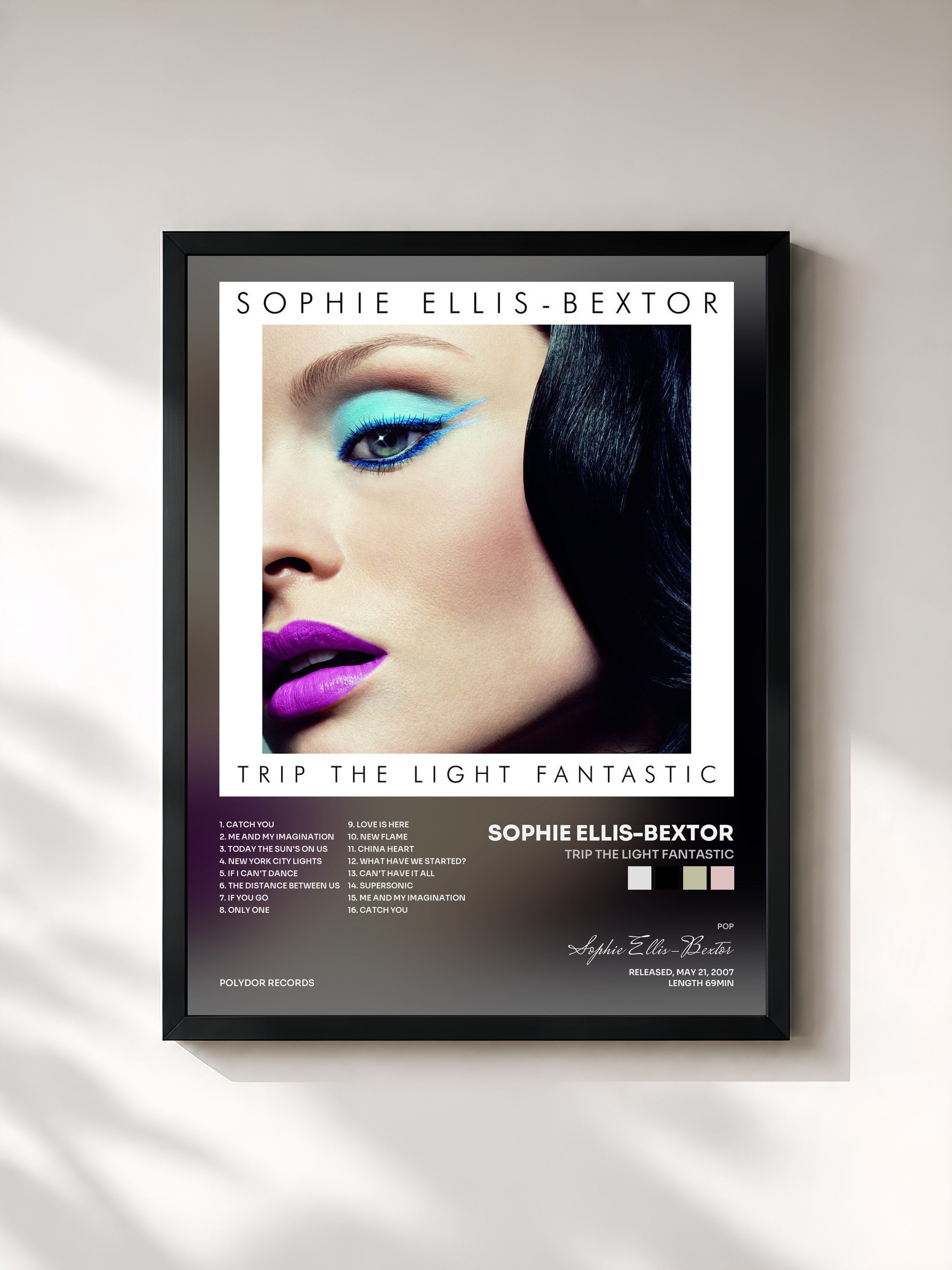 #noir Tableau de l'album Trip The Light Fantastic de Sophie Ellis-Bextor, cadre noir, imprimé et encadré en France