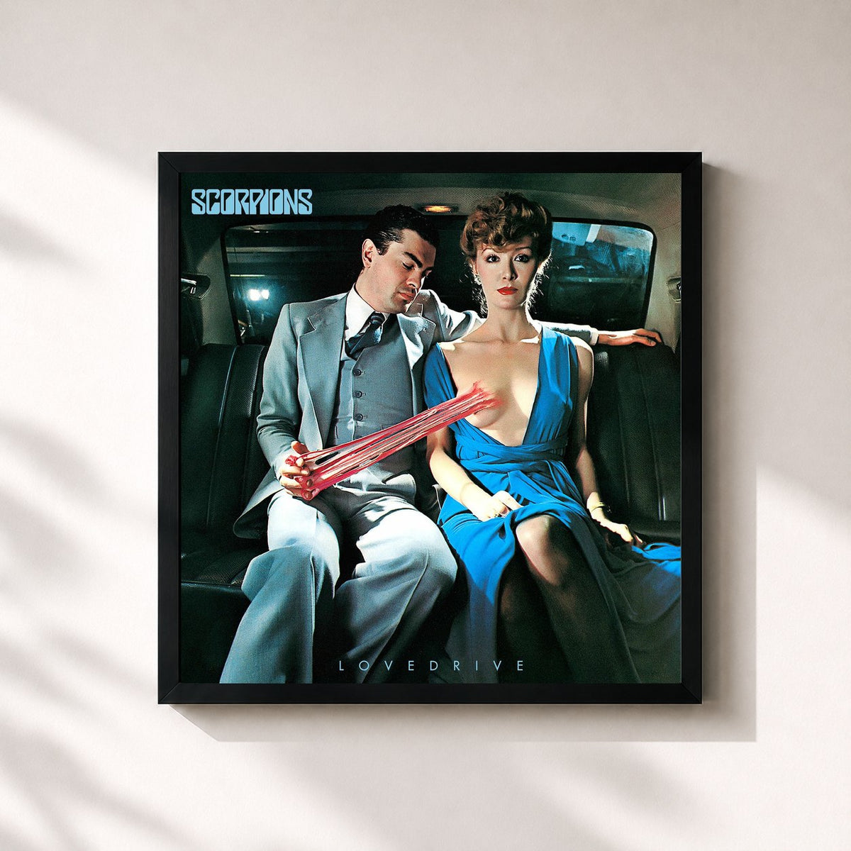 #noir Tableau carré de l'album Lovedrive de Scorpions, cadre noir 32x32 cm