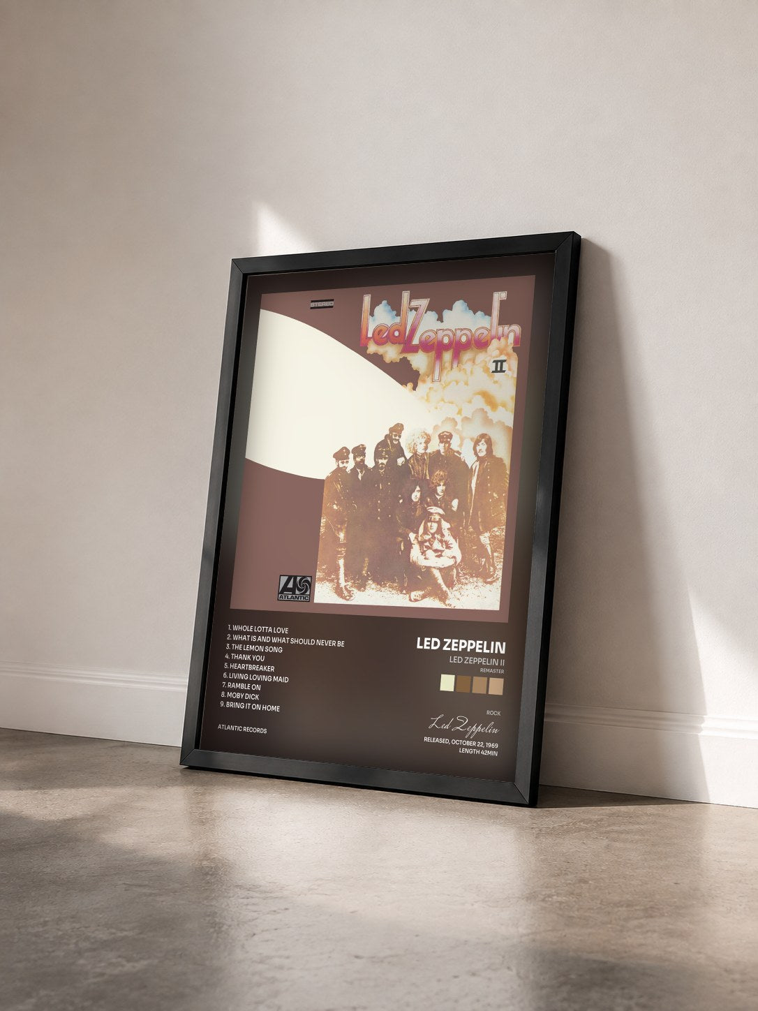 #noir Tableau de l'album Led Zeppelin II (Remaster) de Led Zeppelin vu de trois quarts, cadre noir