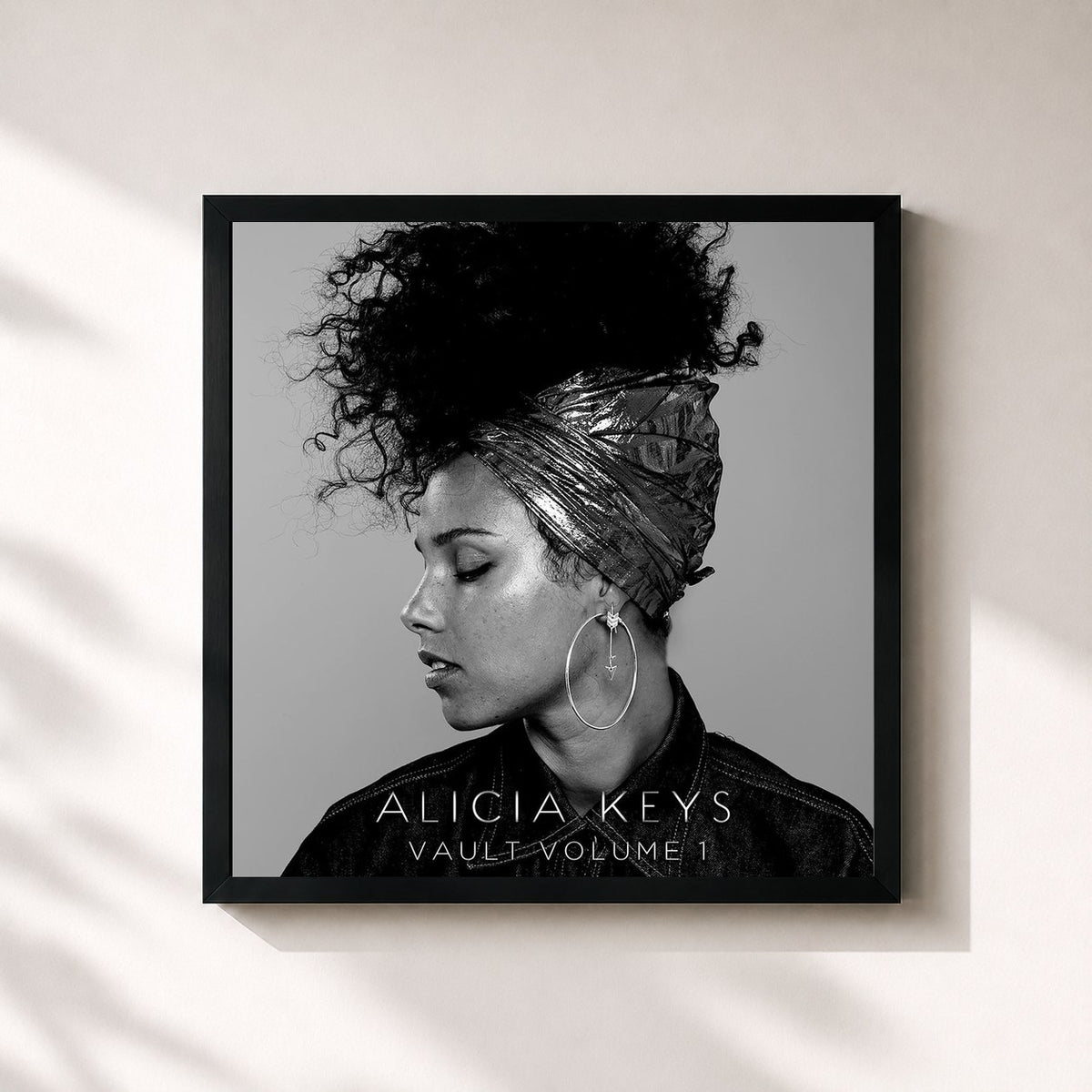 #noir Tableau carré de l'album Vault Volume 1 de Alicia Keys, cadre noir 32x32 cm