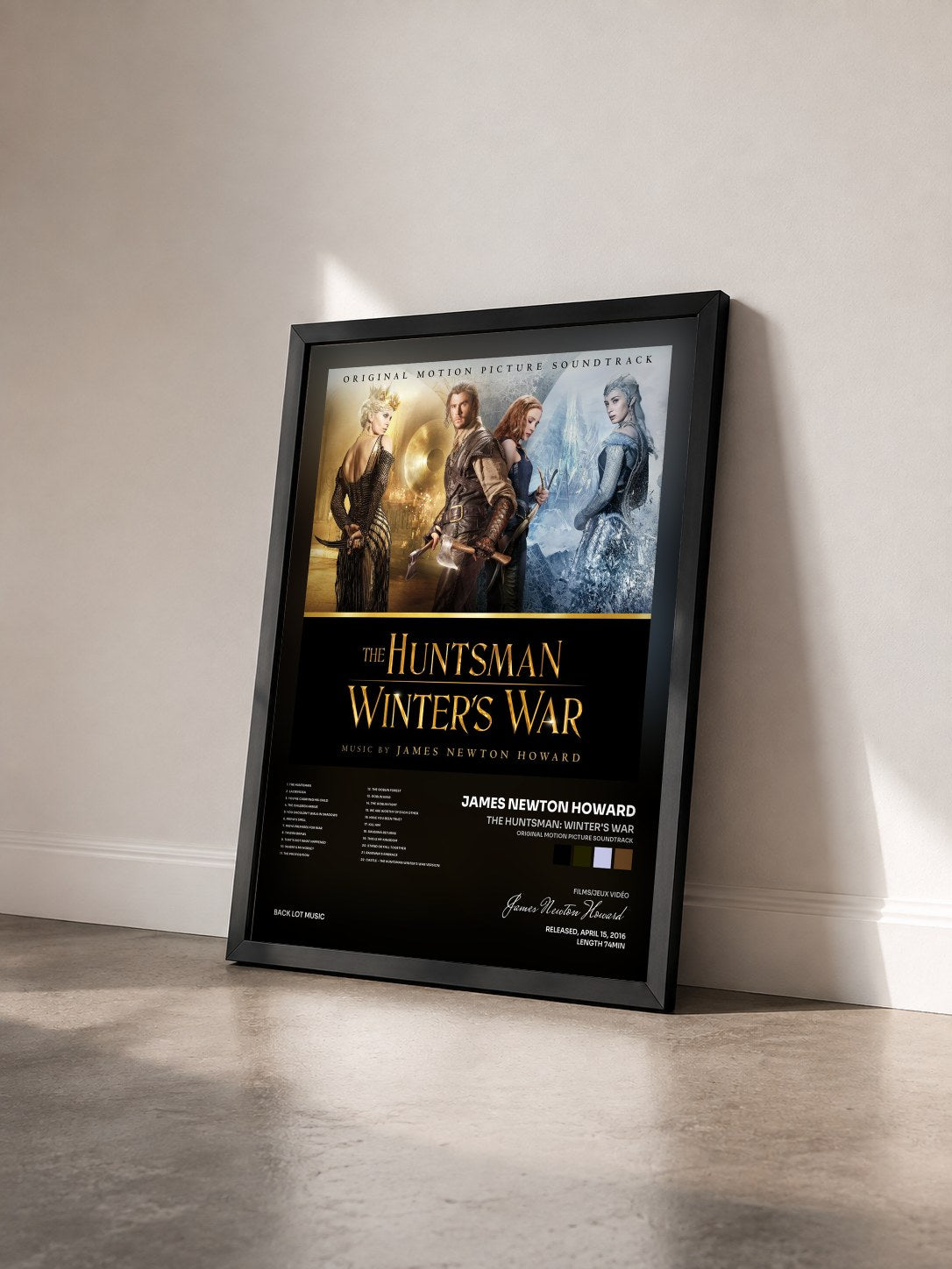 #noir Tableau de l'album The Huntsman: Winter's War (Original Motion Picture Soundtrack) de James Newton Howard vu de trois quarts, cadre noir