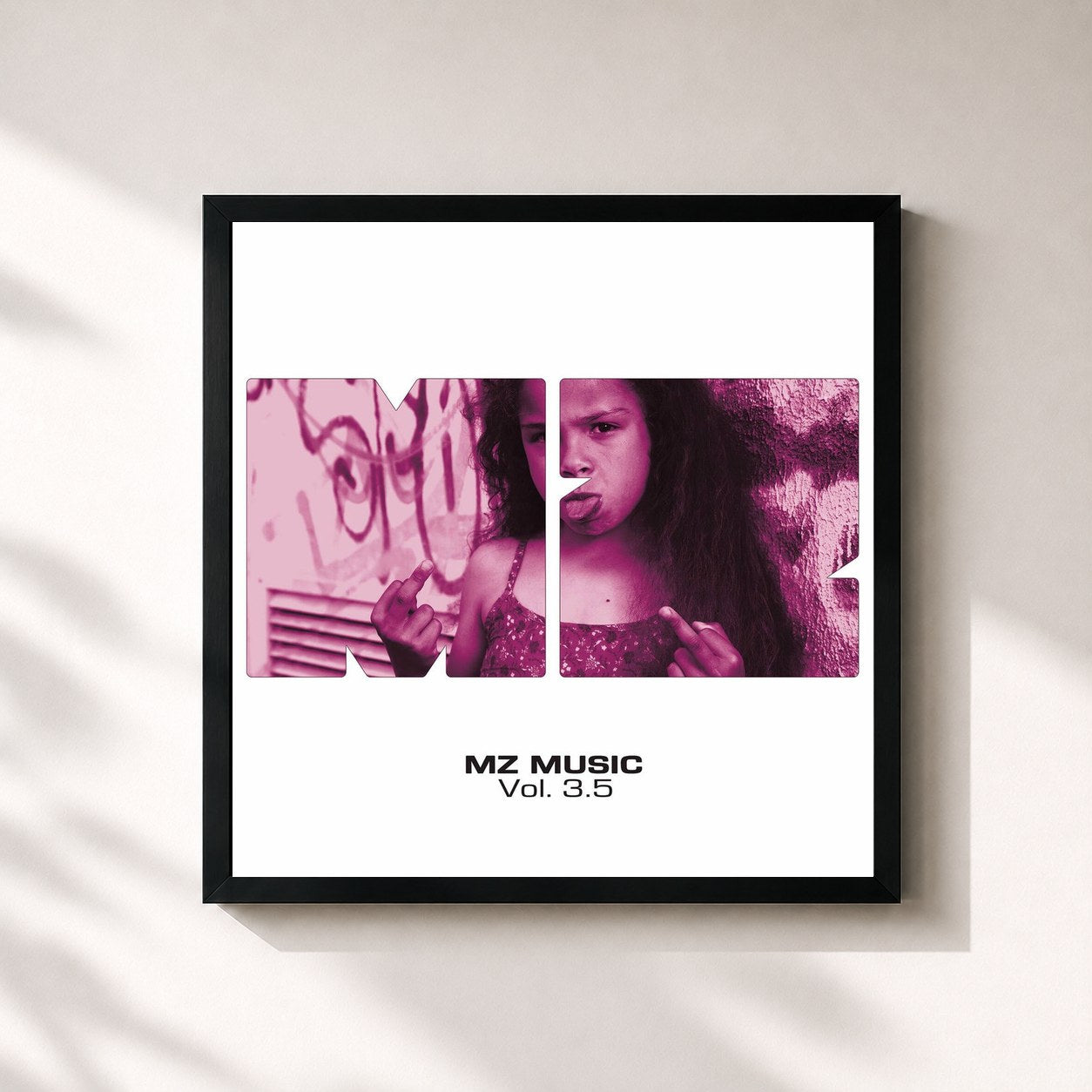 #noir Tableau carré de l'album MZ Music, Vol. 3.5 de MZ, cadre noir 32x32 cm