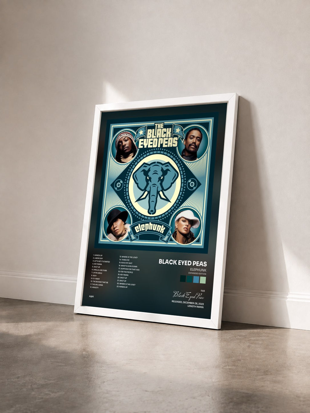 #blanc Elephunk (Expanded Edition) von Black Eyed Peas als gerahmter Kunstdruck von schräg gesehen, weißer Rahmen