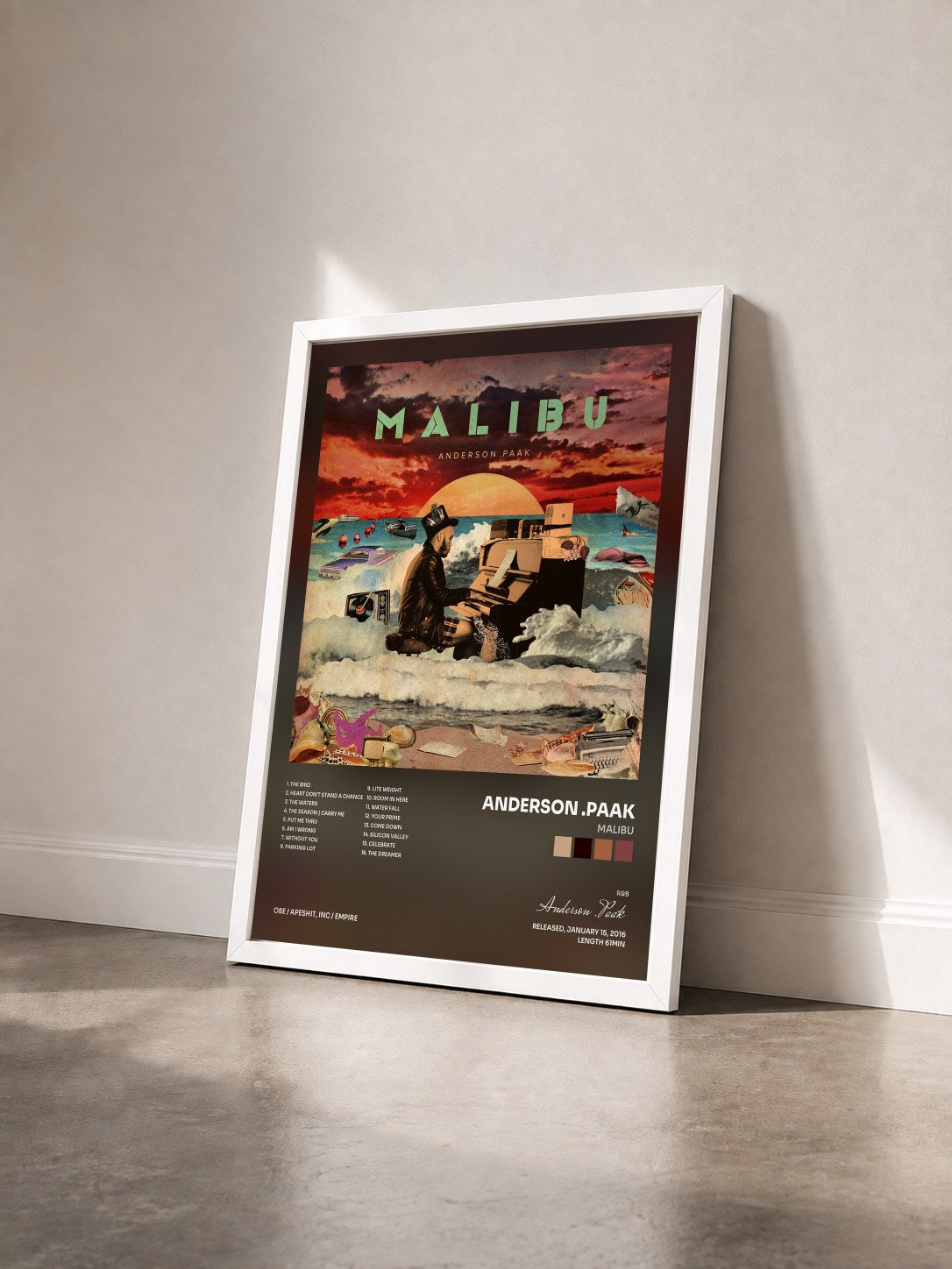 #blanc Tableau de l'album Malibu de Anderson .Paak vu de trois quarts, cadre blanc