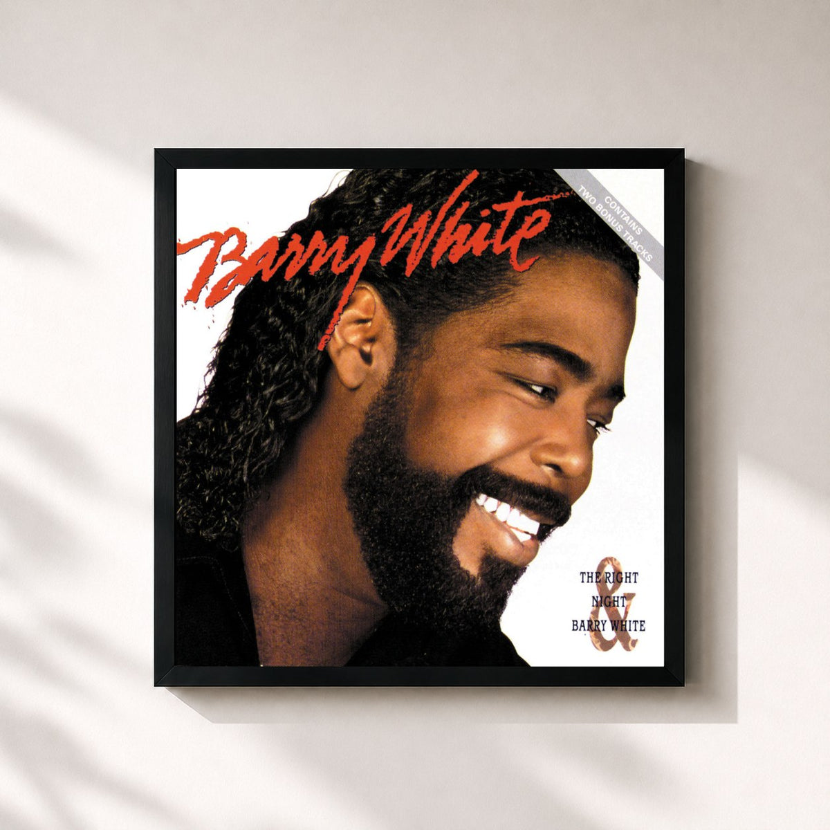 #noir The Right Night And Barry White de Barry White en lámina cuadrada enmarcada, marco negro de 32x32 cm