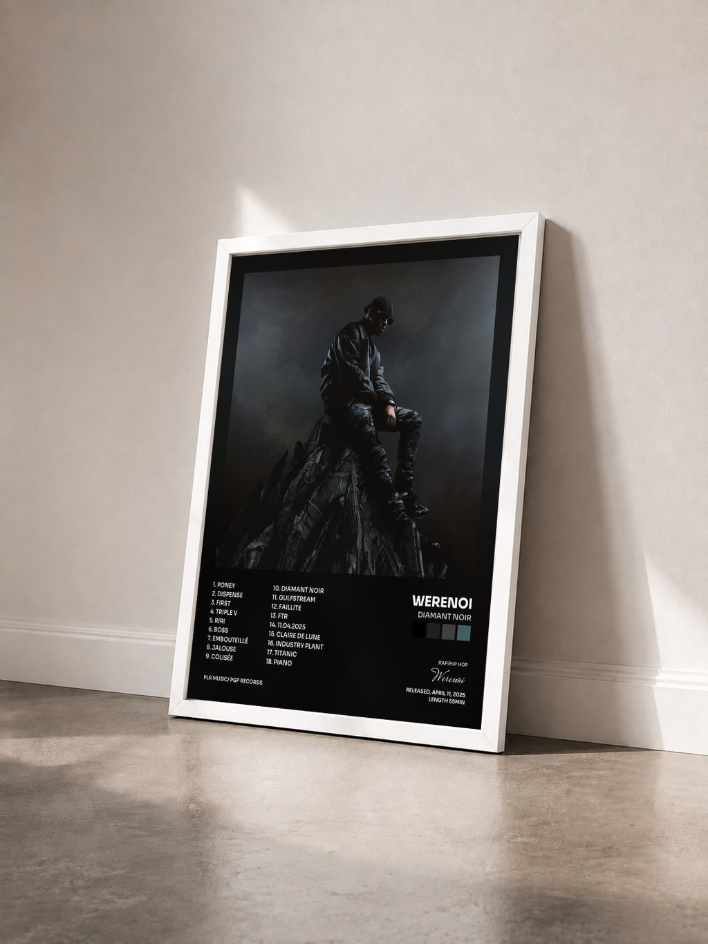 #blanc Tableau de l'album Diamant Noir de Werenoi vu de trois quarts, cadre blanc