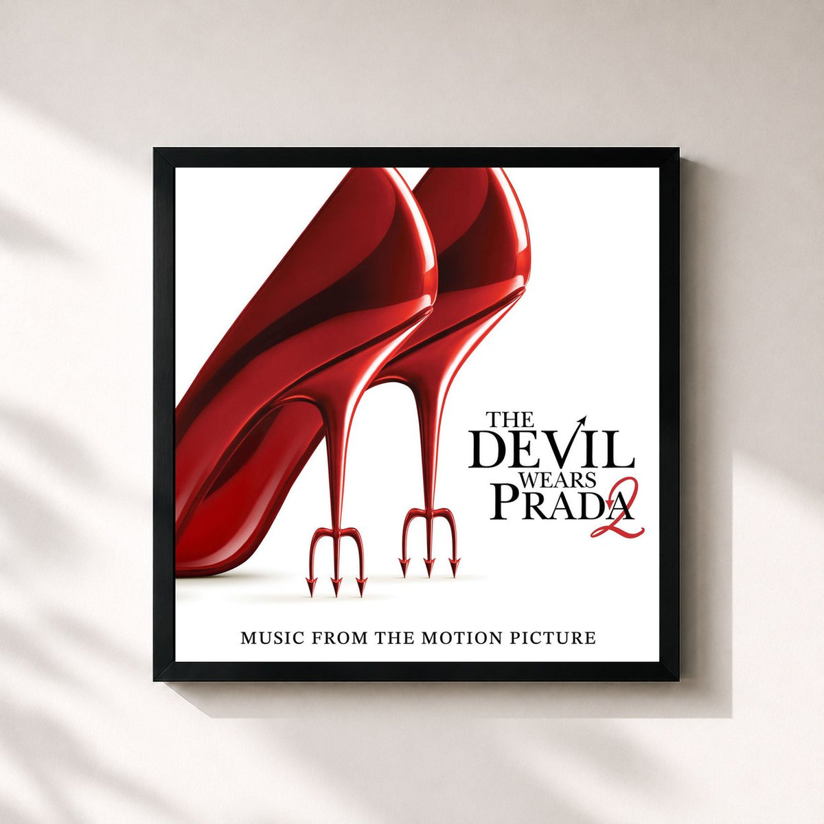 #noir Tableau carré de l'album The Devil Wears Prada 2 (Music From The Motion Picture) de Lady Gaga, cadre noir 32x32 cm