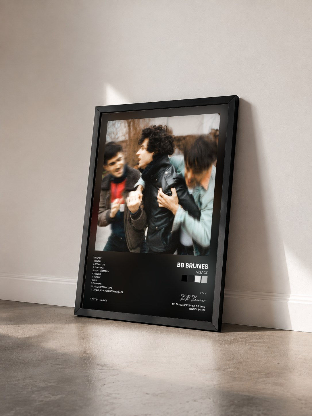 #noir Tableau de l'album Visage de BB Brunes vu de trois quarts, cadre noir