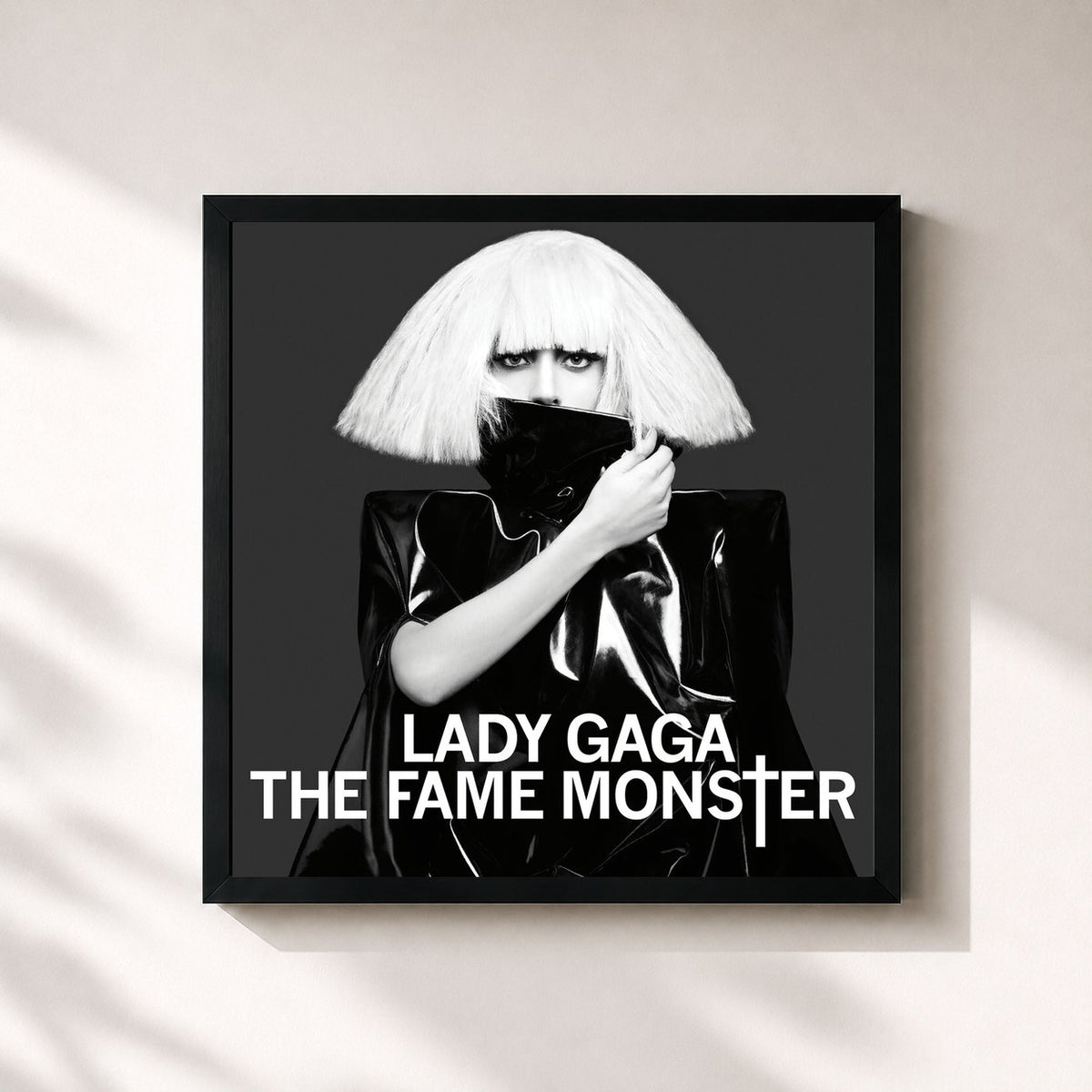 #noir Tableau carré de l'album The Fame Monster (Deluxe Edition) de Lady Gaga, cadre noir 32x32 cm