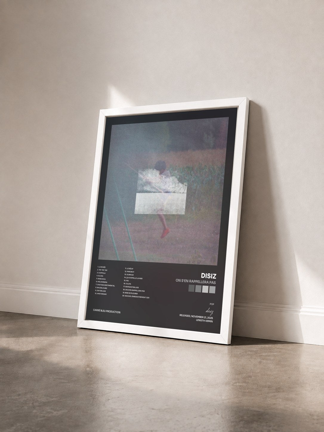 #blanc Tableau de l'album on s'en rappellera pas de disiz vu de trois quarts, cadre blanc