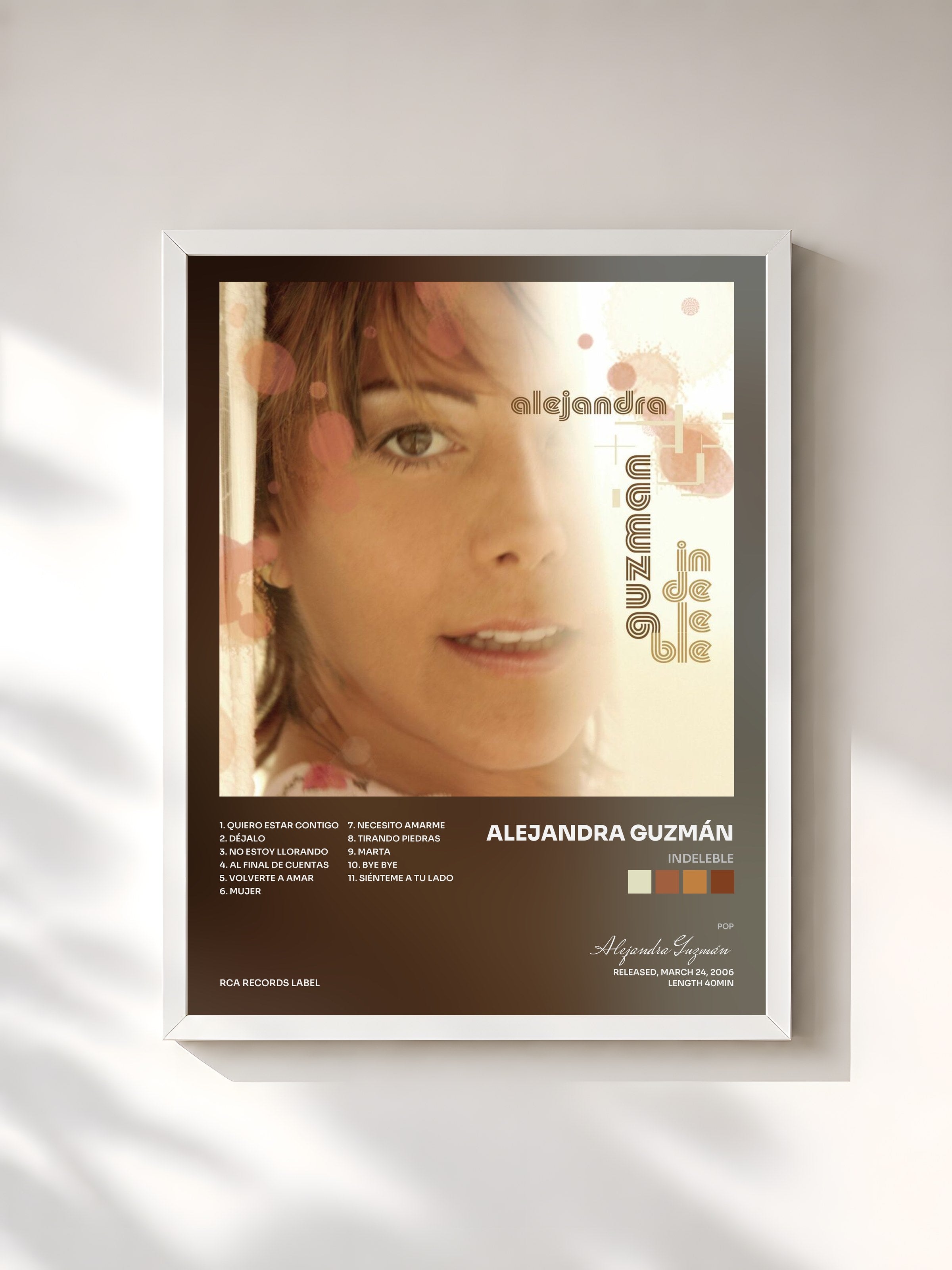 #blanc Tableau de l'album Indeleble de Alejandra Guzmán, cadre blanc, imprimé et encadré en France