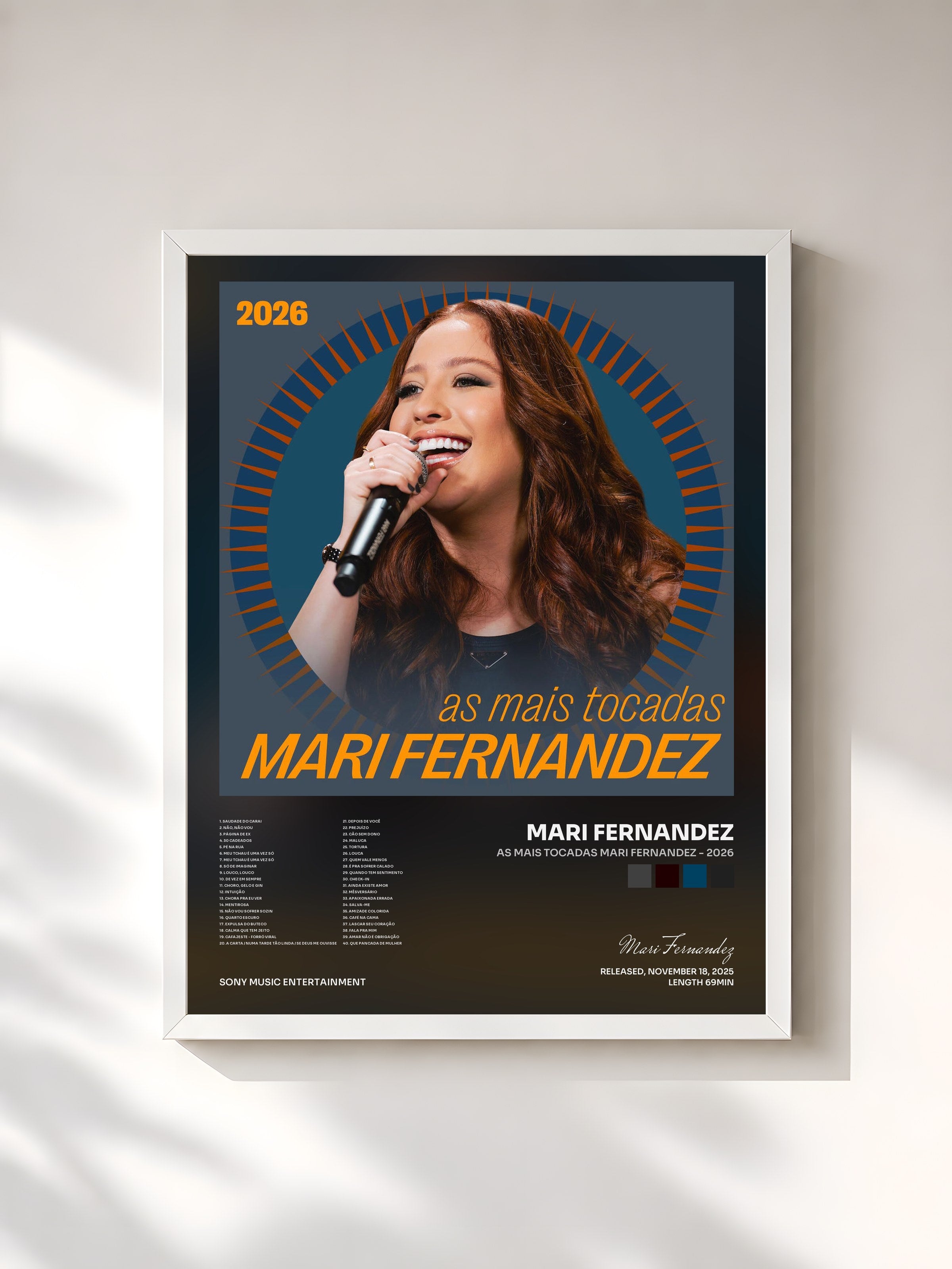 #blanc Tableau de l'album As Mais Tocadas Mari Fernandez - 2026 de Mari Fernandez, cadre blanc, imprimé et encadré en France