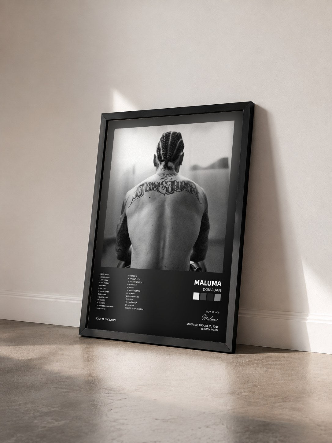 #noir Tableau de l'album Don Juan de Maluma vu de trois quarts, cadre noir
