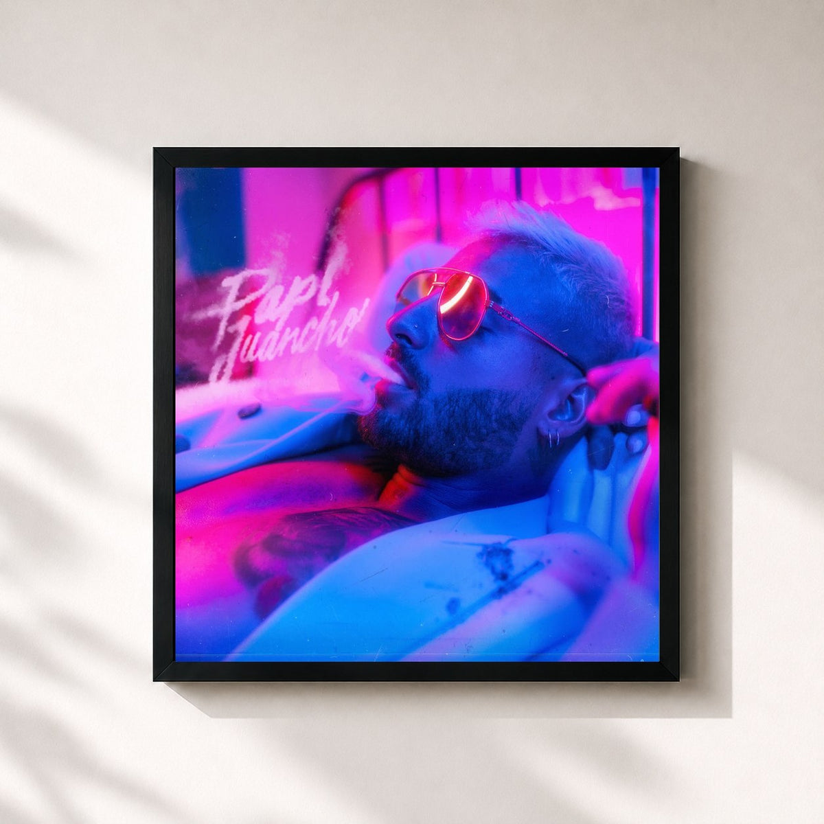 #noir Tableau carré de l'album PAPI JUANCHO de Maluma, cadre noir 32x32 cm