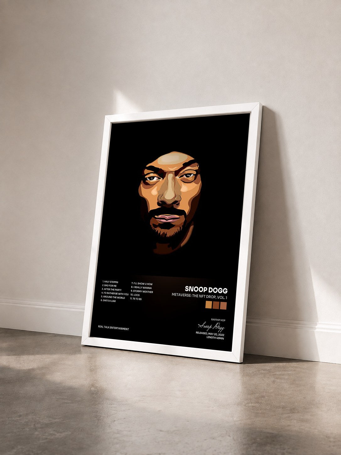#blanc Tableau de l'album Metaverse: The NFT Drop, Vol. 1 de Snoop Dogg vu de trois quarts, cadre blanc