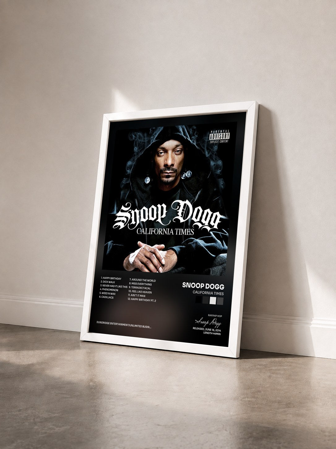 #blanc Tableau de l'album California Times de Snoop Dogg vu de trois quarts, cadre blanc
