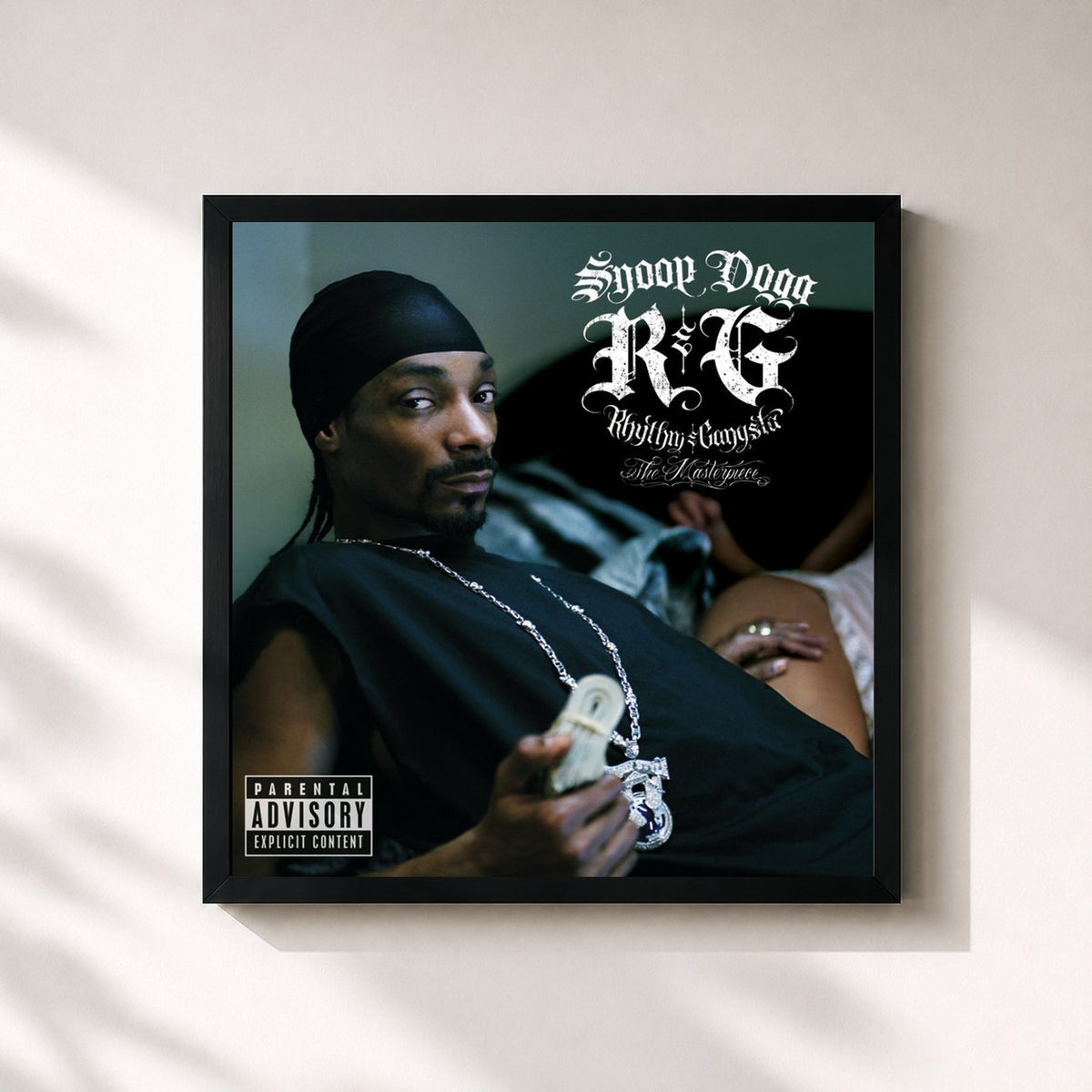 #noir R&G (Rhythm & Gangsta): The Masterpiece di Snoop Dogg in stampa quadrata incorniciata, cornice nera 32x32 cm