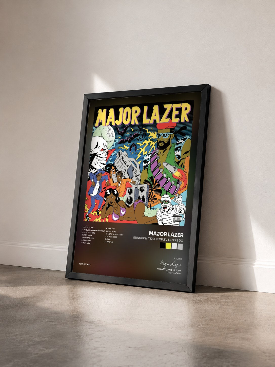 #noir Tableau de l'album Guns Don't Kill People... Lazers Do de Major Lazer vu de trois quarts, cadre noir