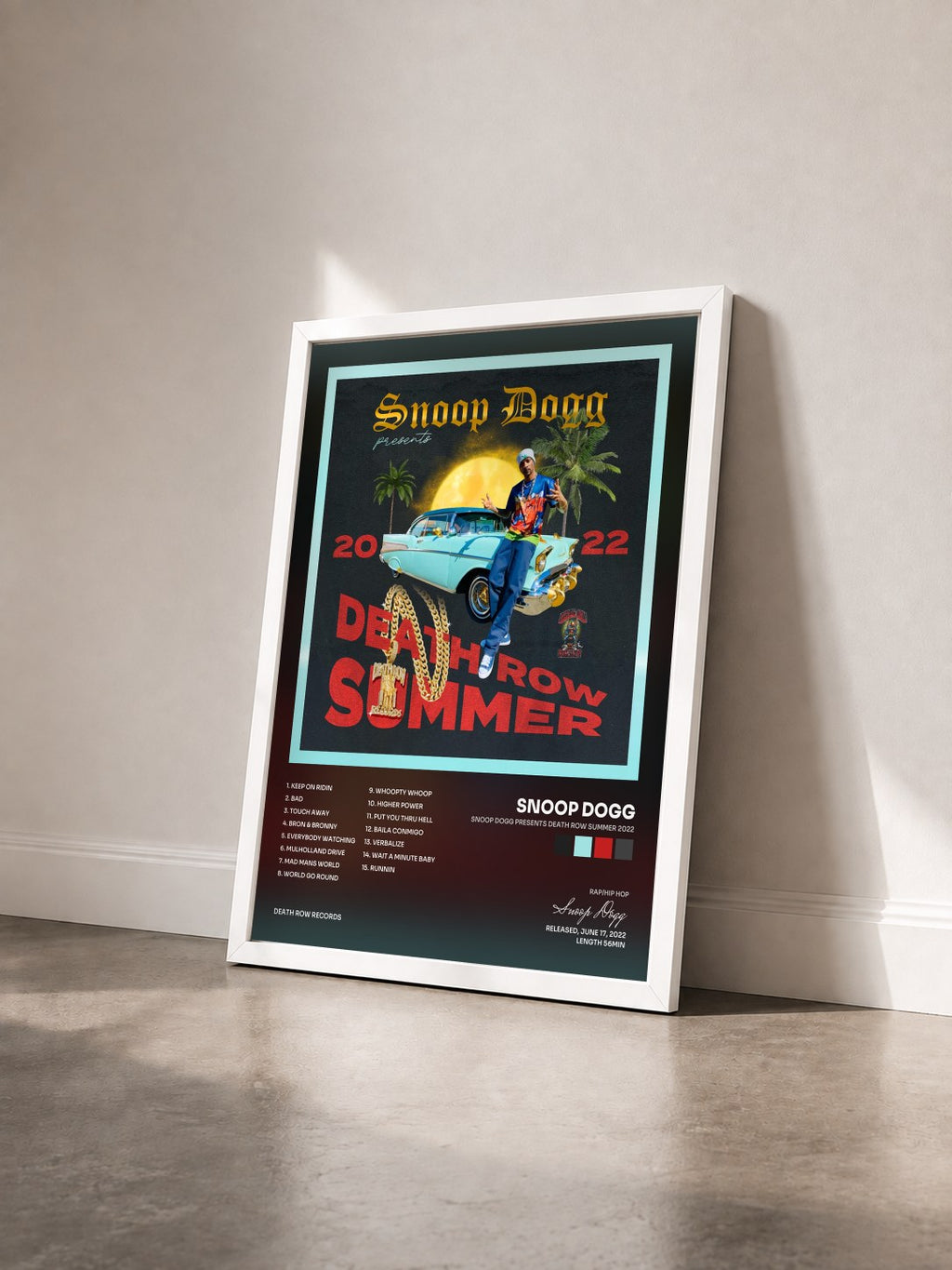 #blanc Tableau de l'album Snoop Dogg Presents Death Row Summer 2022 de Snoop Dogg vu de trois quarts, cadre blanc