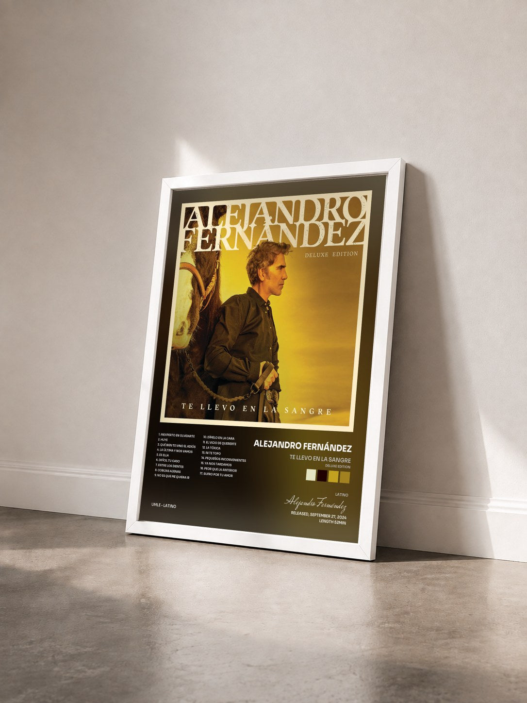 #blanc Tableau de l'album Te Llevo En La Sangre (Deluxe Edition) de Alejandro Fernández vu de trois quarts, cadre blanc