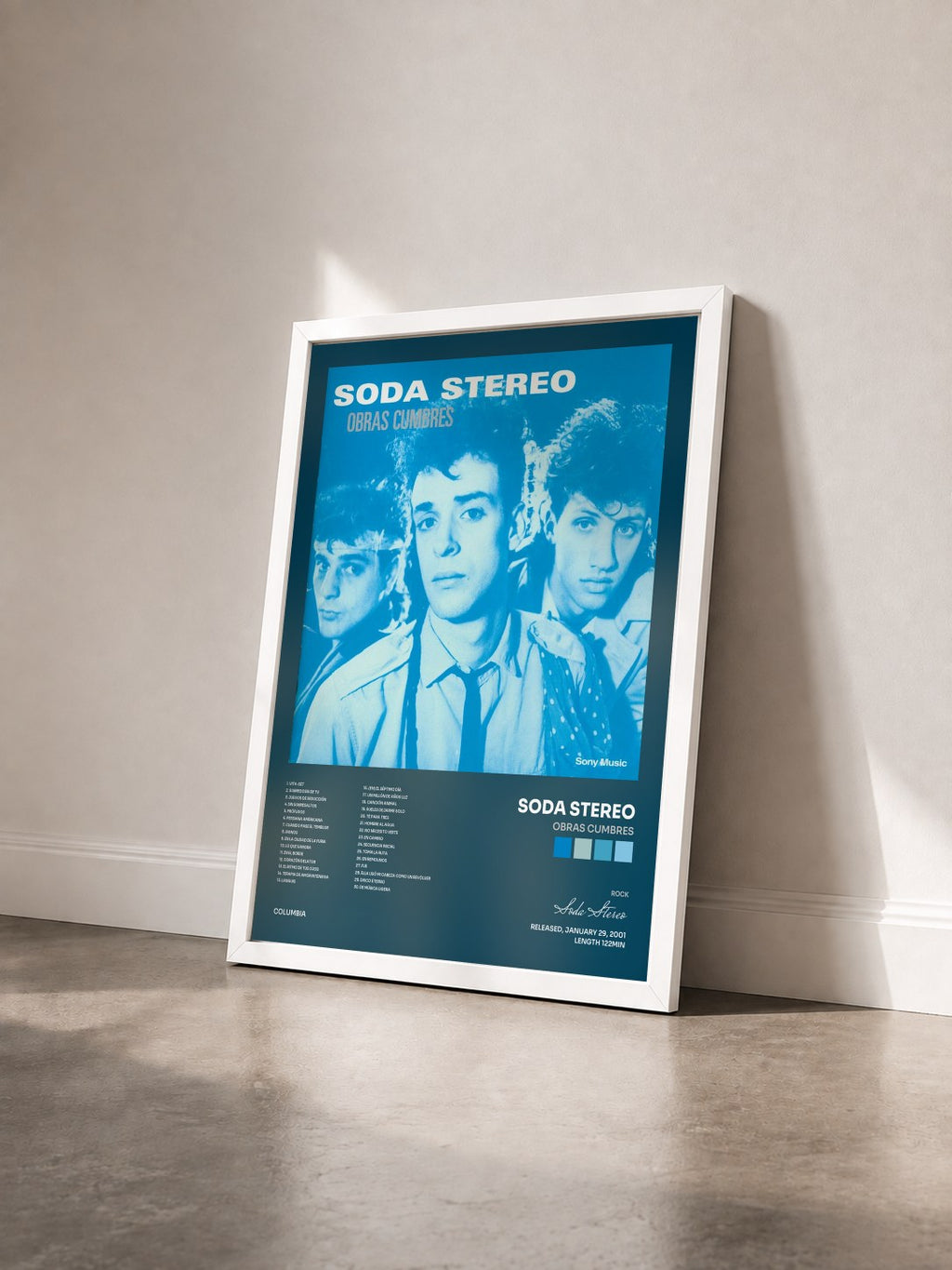 #blanc Tableau de l'album Obras Cumbres de Soda Stereo vu de trois quarts, cadre blanc