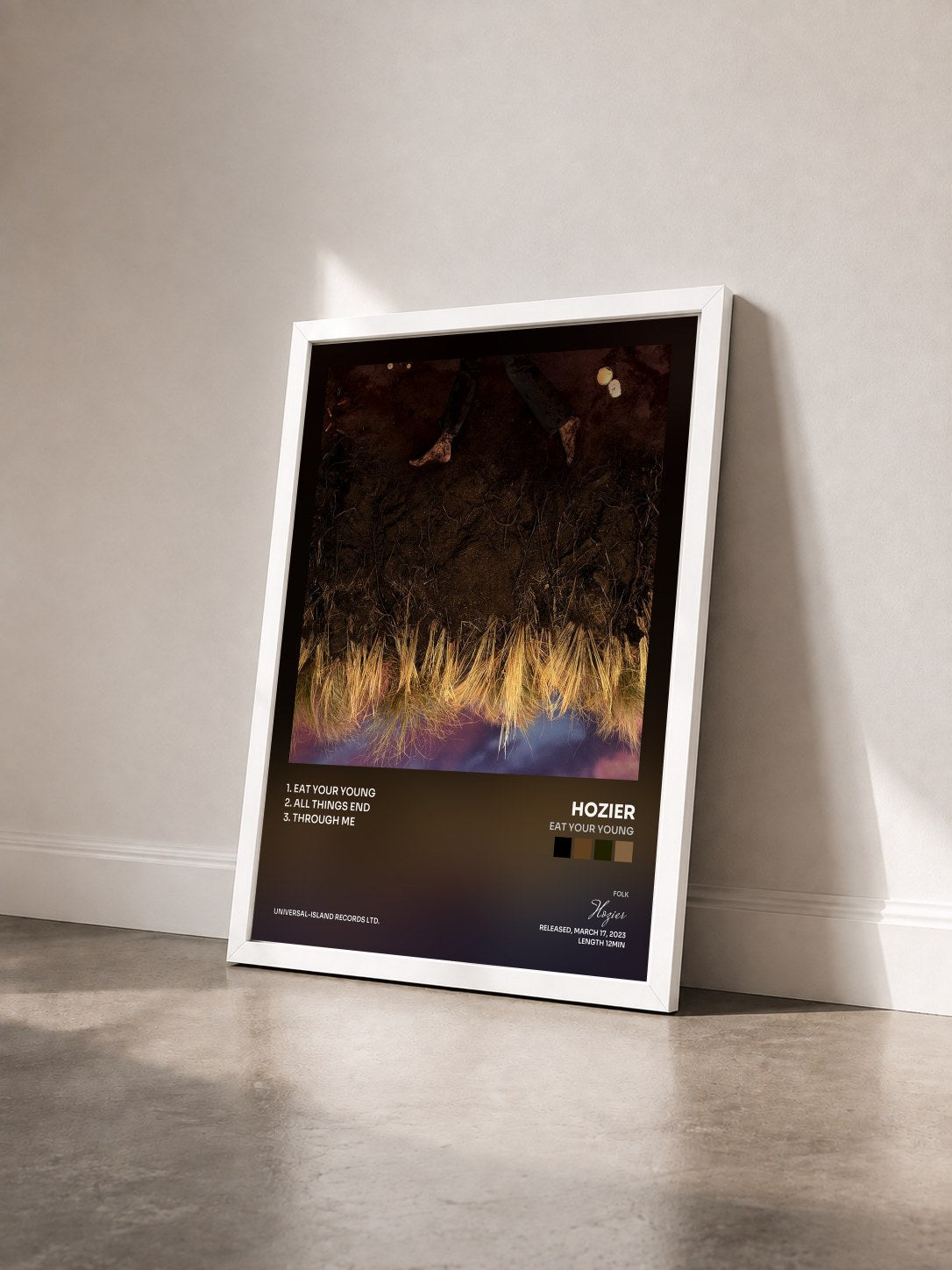 #blanc Tableau de l'album Eat Your Young de Hozier vu de trois quarts, cadre blanc