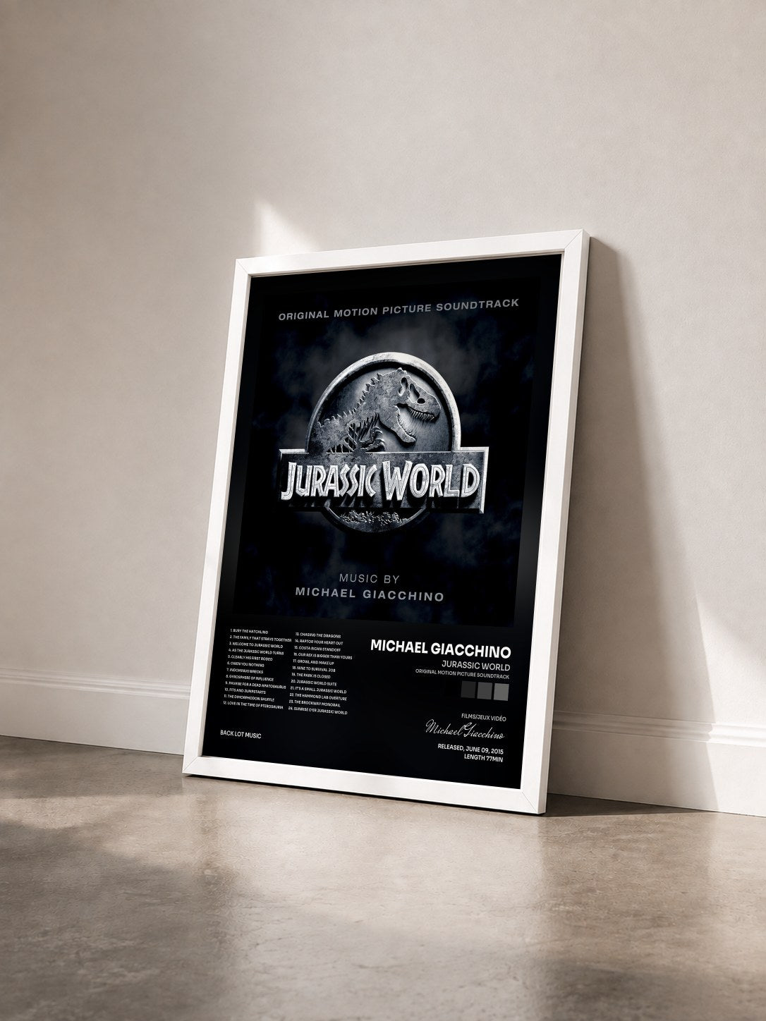 #blanc Tableau de l'album Jurassic World (Original Motion Picture Soundtrack) de Michael Giacchino vu de trois quarts, cadre blanc