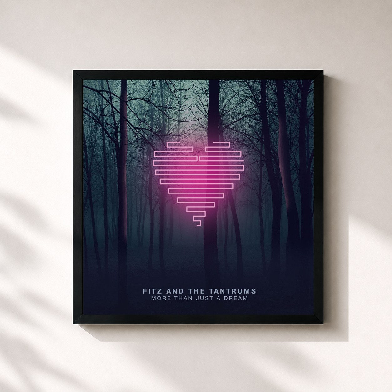 #noir Tableau carré de l'album More Than Just a Dream de Fitz and The Tantrums, cadre noir 32x32 cm