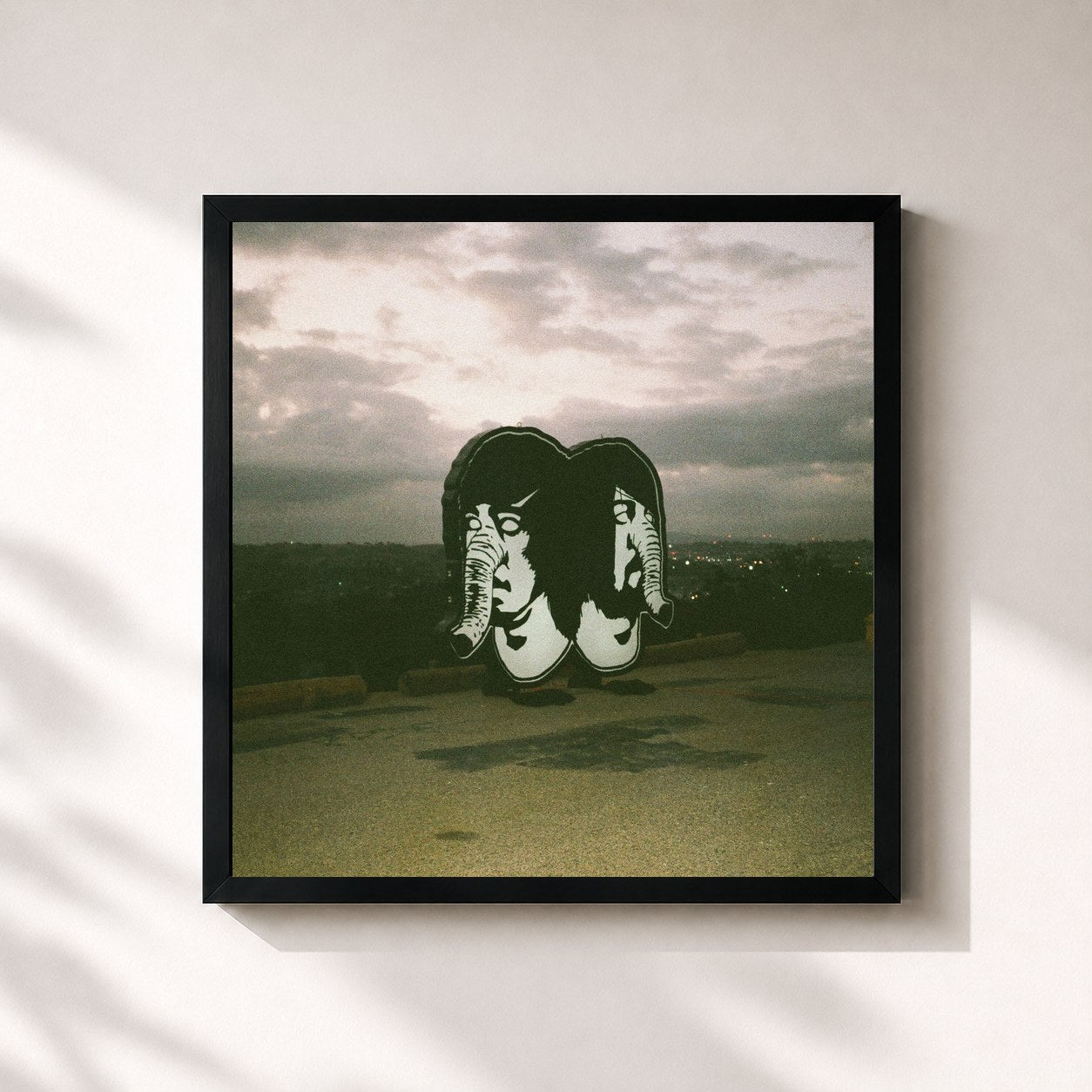 #noir Tableau carré de l'album The Physical World (Eleventh Anniversary Deluxe Edition) de Death From Above 1979, cadre noir 32x32 cm