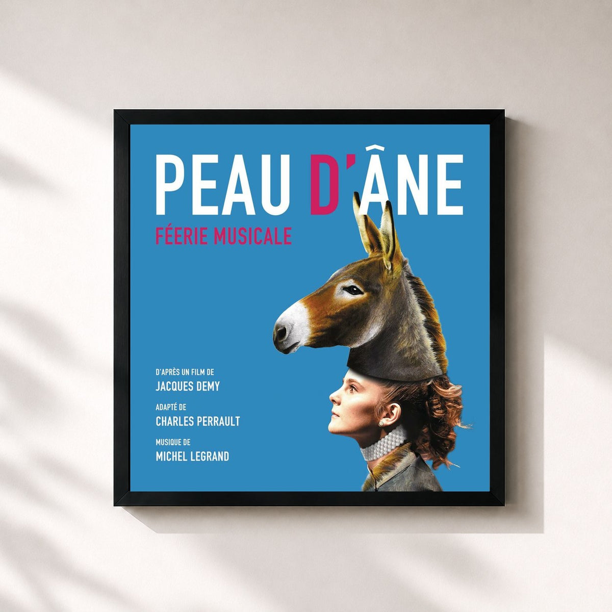 #noir Tableau carré de l'album Peau d'âne - Féerie Musicale de Michel Legrand, cadre noir 32x32 cm
