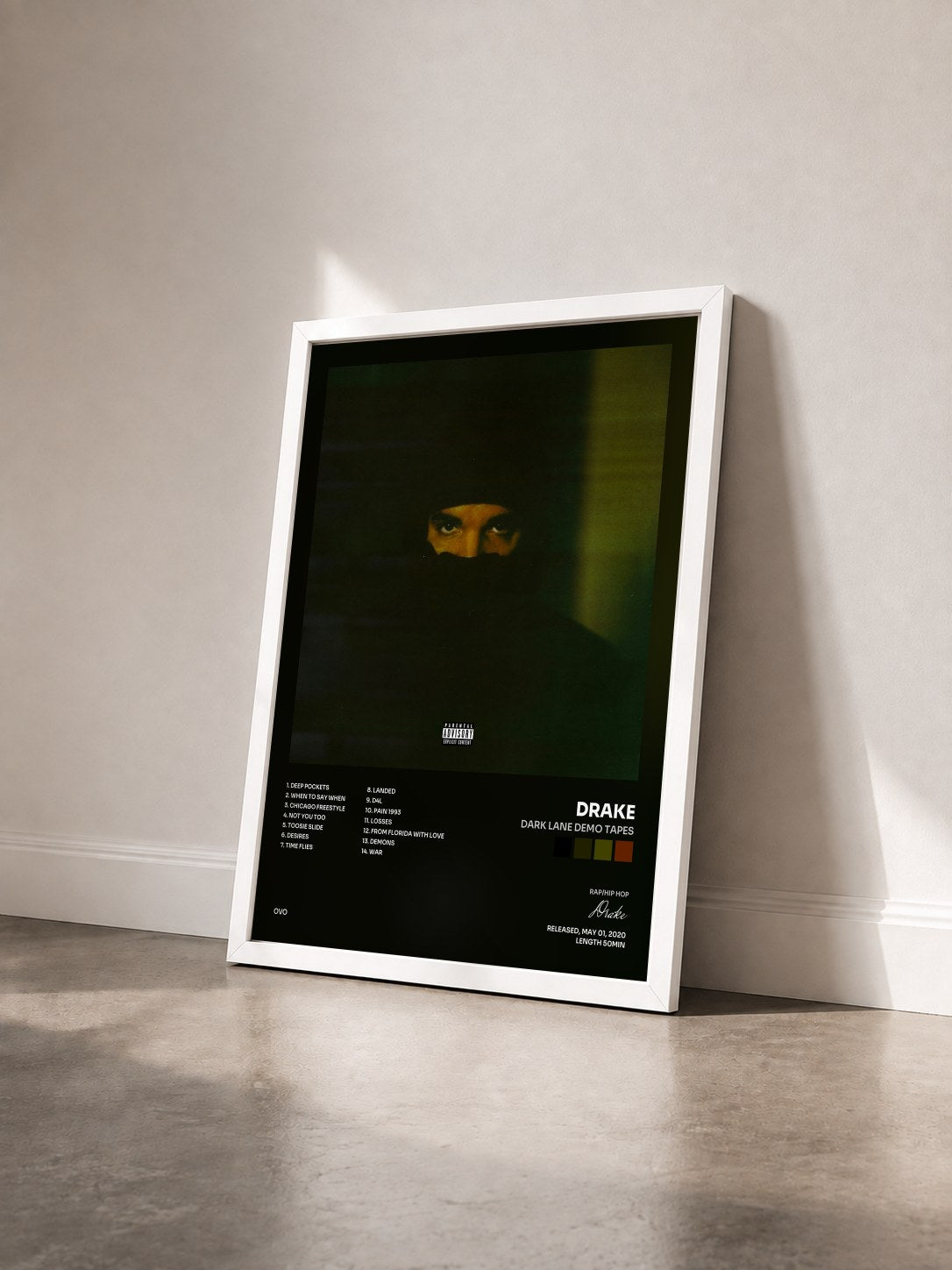 #blanc Tableau de l'album Dark Lane Demo Tapes de Drake vu de trois quarts, cadre blanc