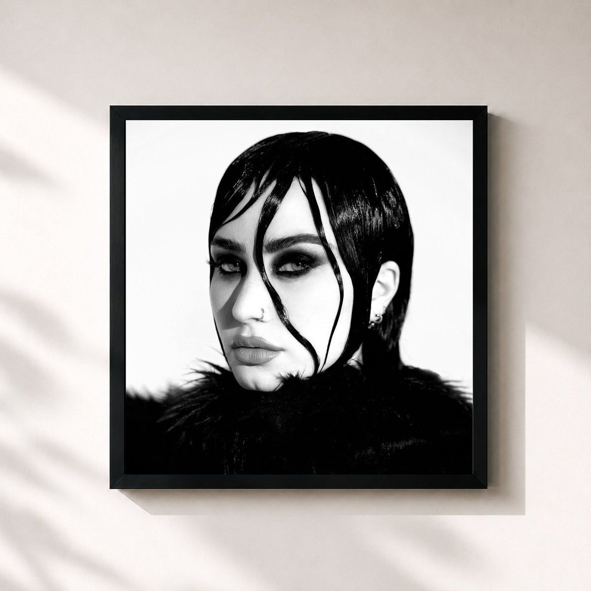 #noir Tableau carré de l'album REVAMPED de Demi Lovato, cadre noir 32x32 cm