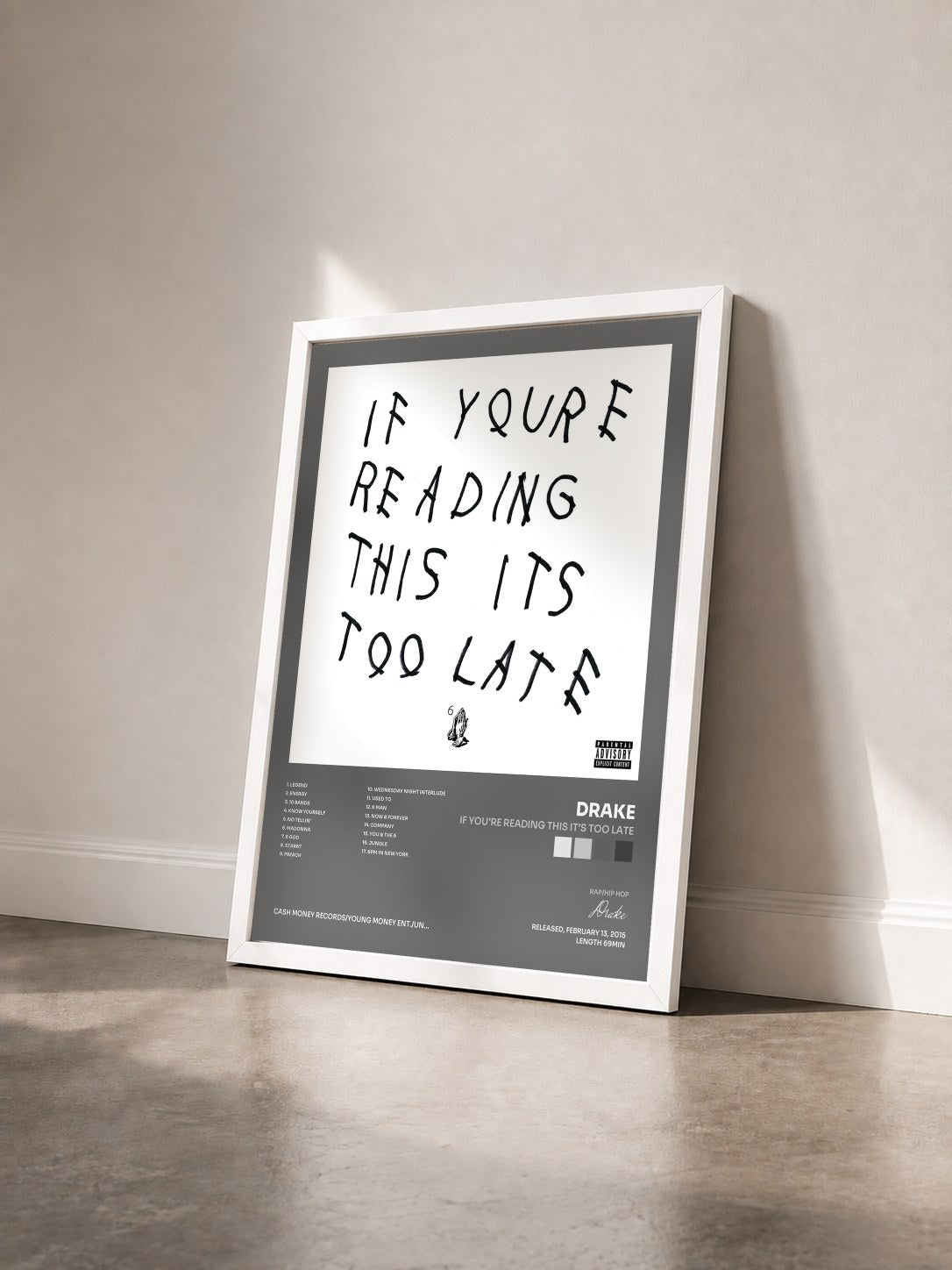 #blanc If You're Reading This It's Too Late di Drake in stampa incorniciata vista di tre quarti, cornice bianca