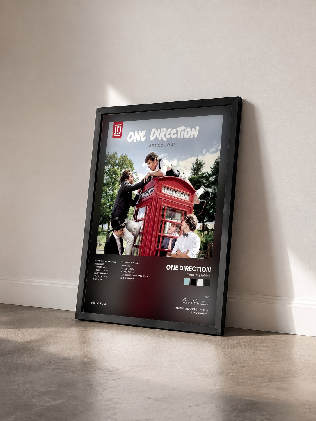 #noir Take Me Home di One Direction in stampa incorniciata vista di tre quarti, cornice nera