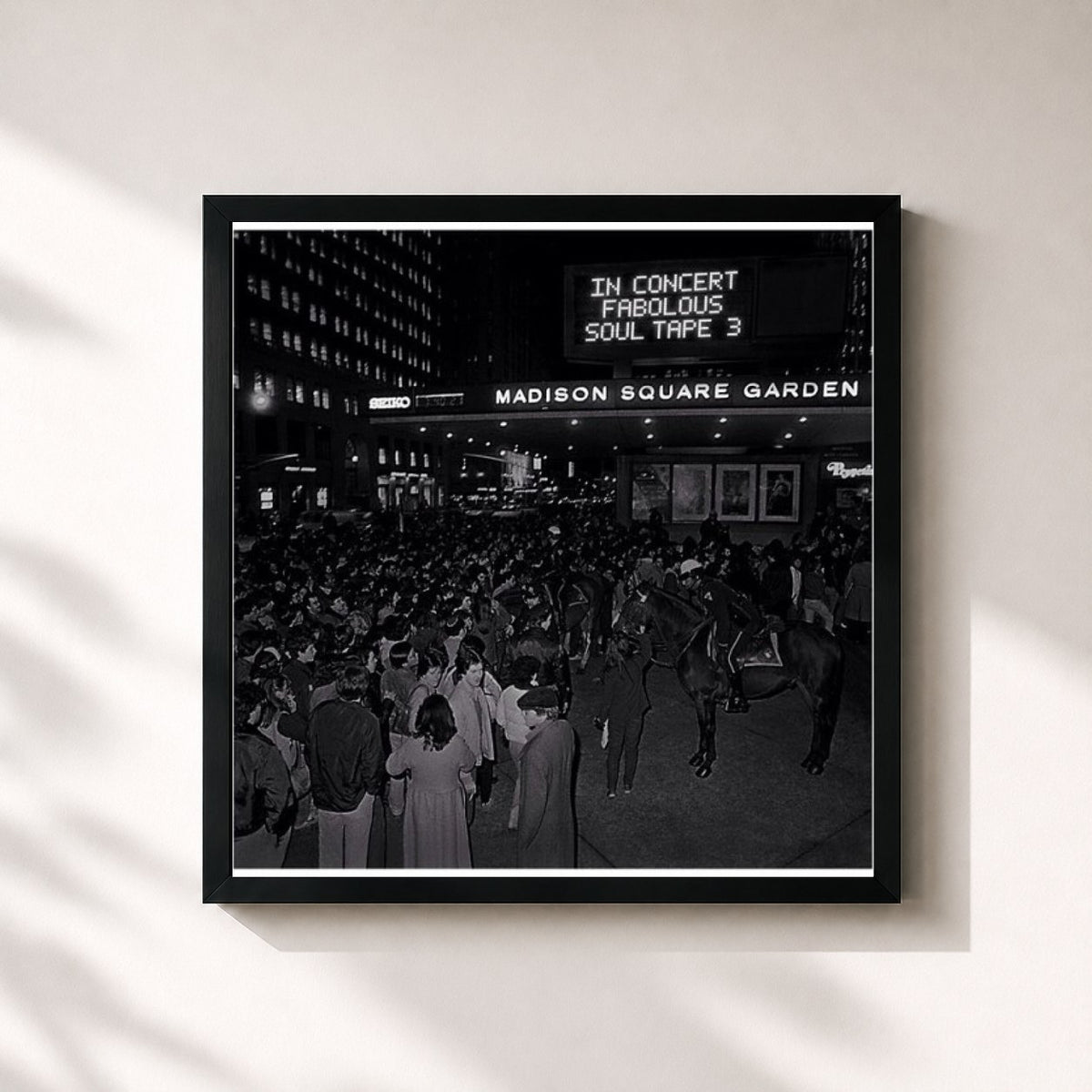 #noir Tableau carré de l'album The Soul Tape 3 de Fabolous, cadre noir 32x32 cm