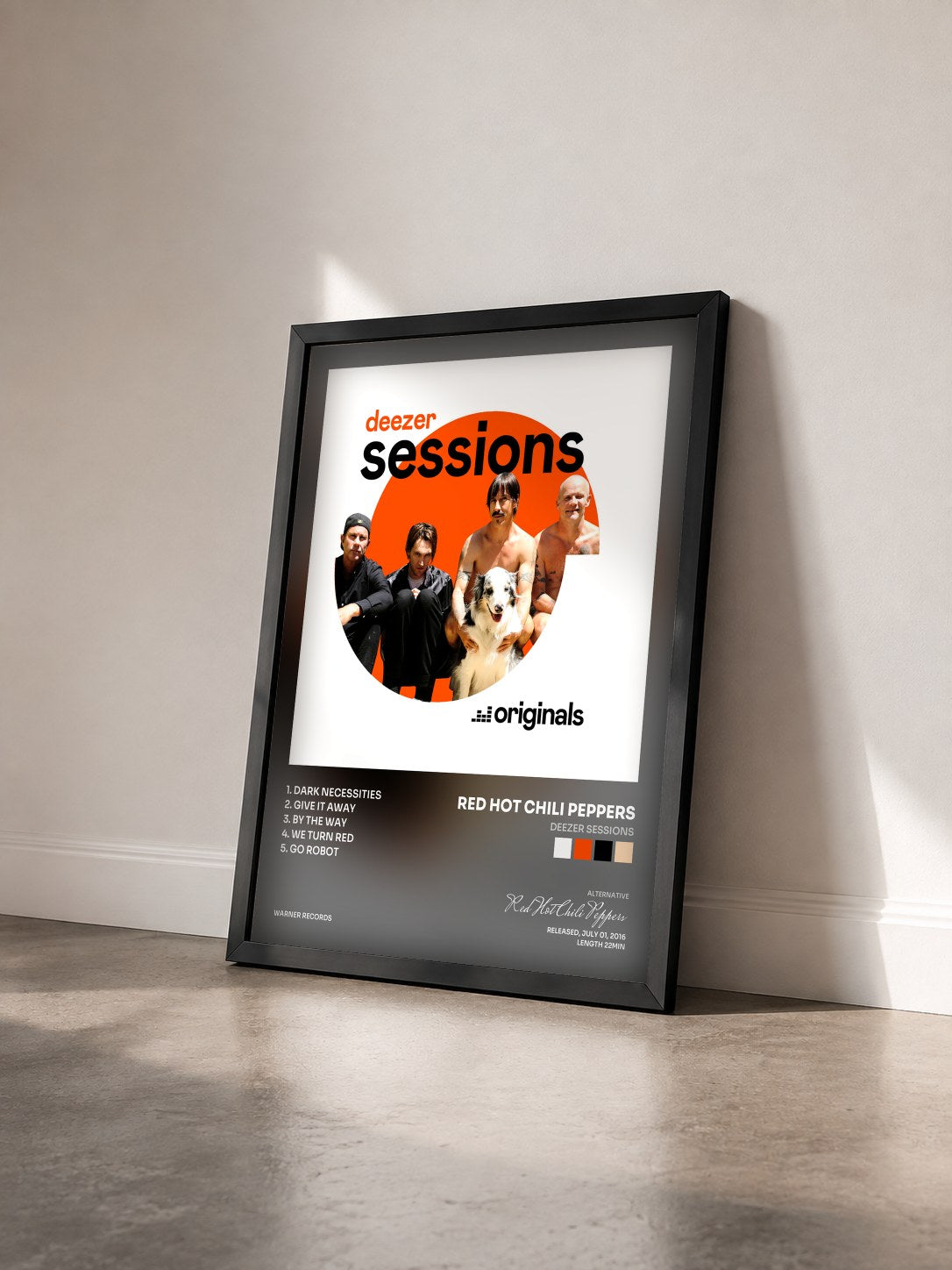 #noir Tableau de l'album Deezer Sessions de Red Hot Chili Peppers vu de trois quarts, cadre noir