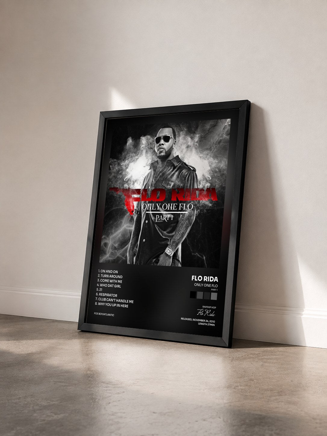 #noir Tableau de l'album Only One Flo (Part 1) de Flo Rida vu de trois quarts, cadre noir