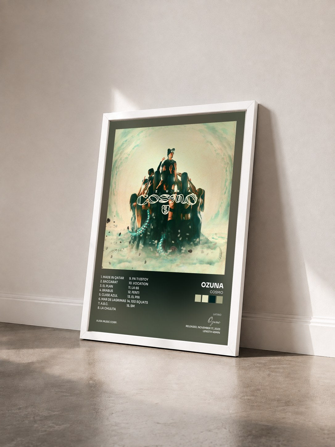 #blanc Tableau de l'album Cosmo de Ozuna vu de trois quarts, cadre blanc