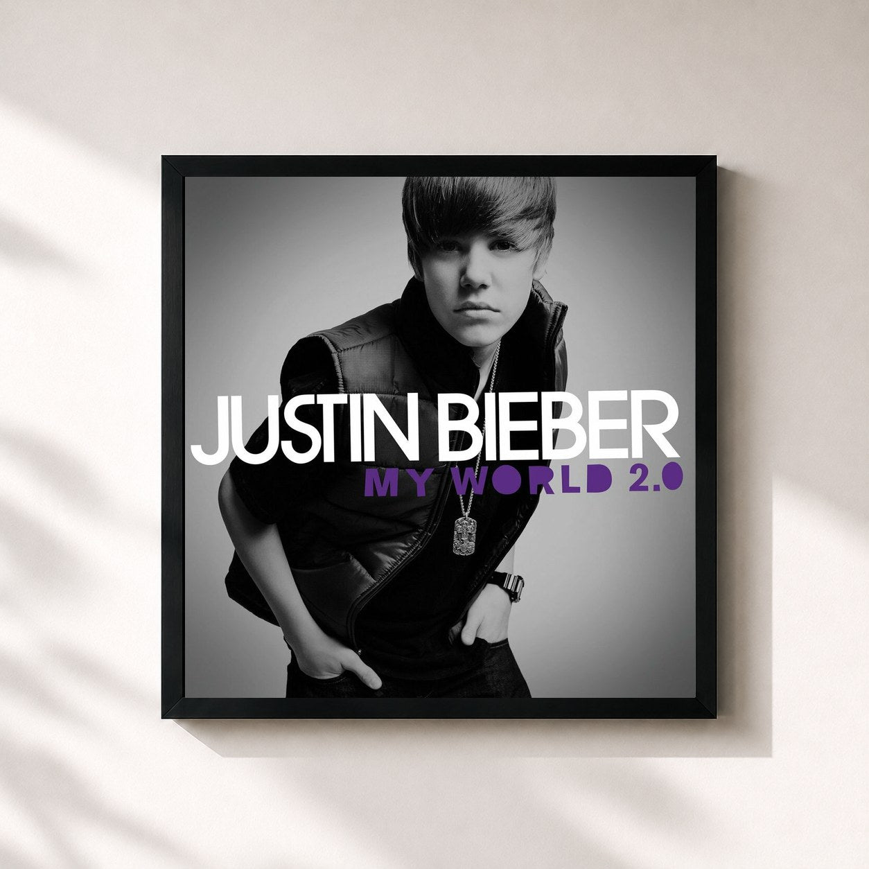 #noir Tableau carré de l'album My World 2.0 de Justin Bieber, cadre noir 32x32 cm