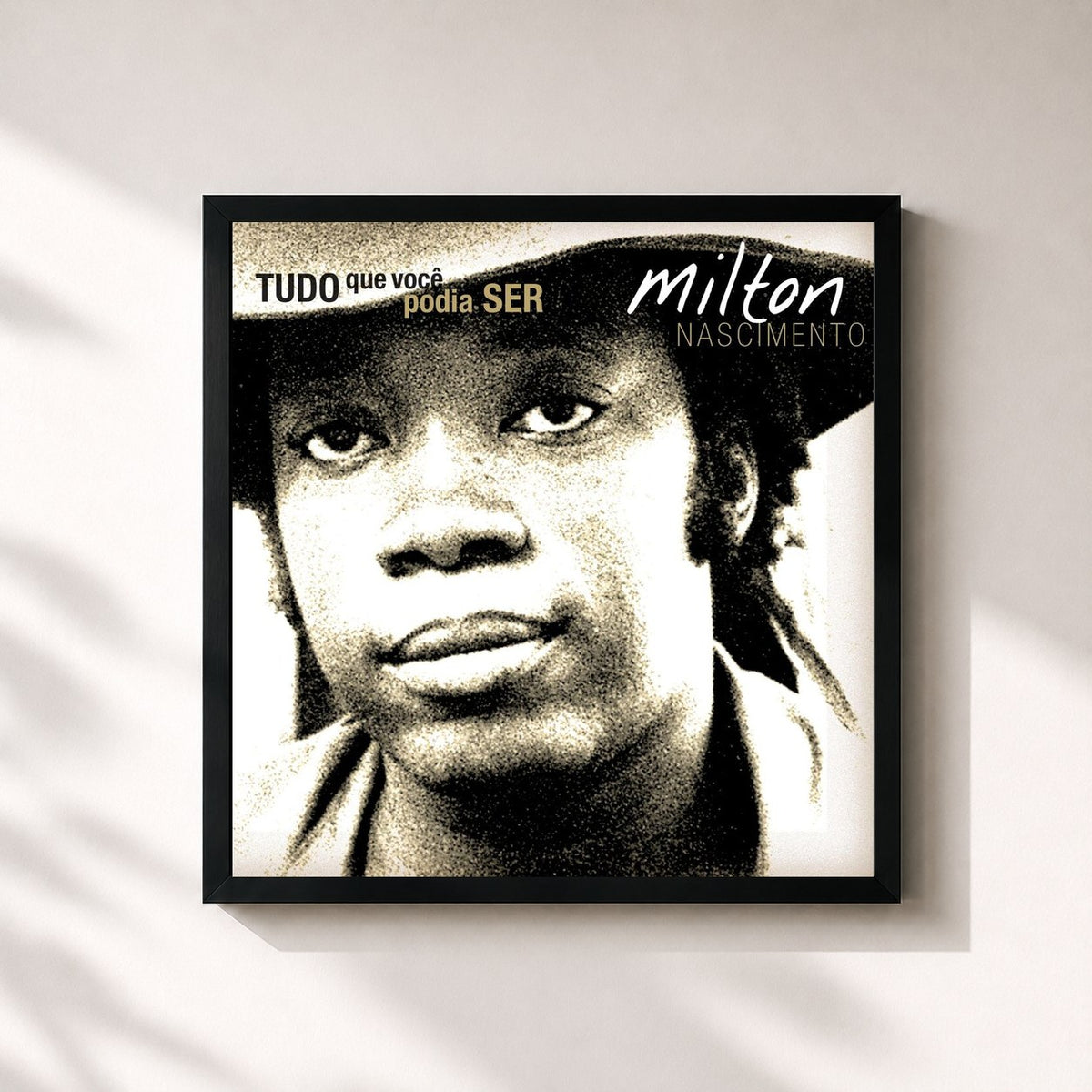 #noir Tableau carré de l'album Tudo o Que Você Podia Ser de Milton Nascimento, cadre noir 32x32 cm
