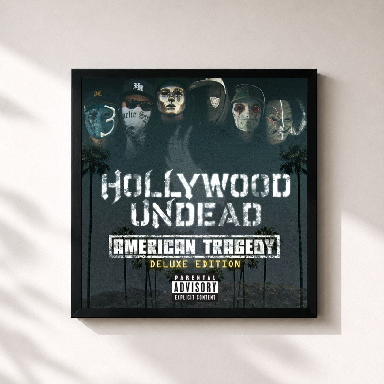 #noir Tableau carré de l'album American Tragedy (Deluxe Edition) de Hollywood Undead, cadre noir 32x32 cm