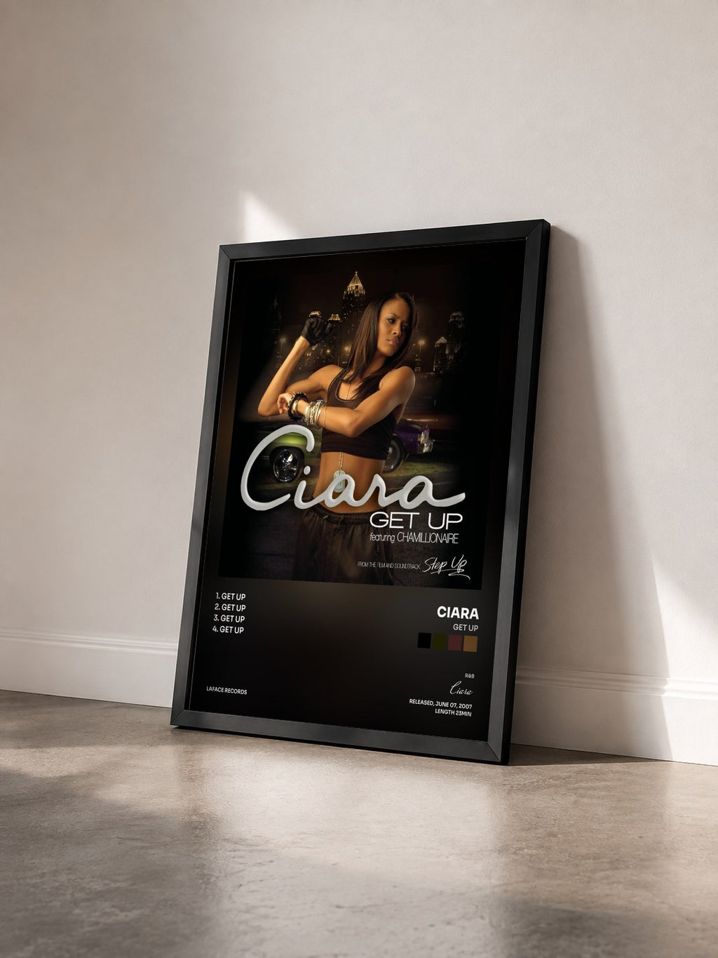 #noir Tableau de l'album Get Up de Ciara vu de trois quarts, cadre noir