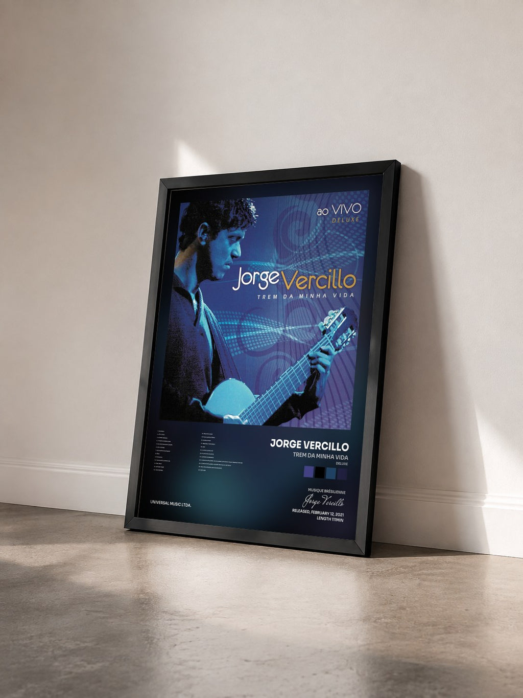 #noir Tableau de l'album Trem Da Minha Vida (Deluxe) de Jorge Vercillo vu de trois quarts, cadre noir