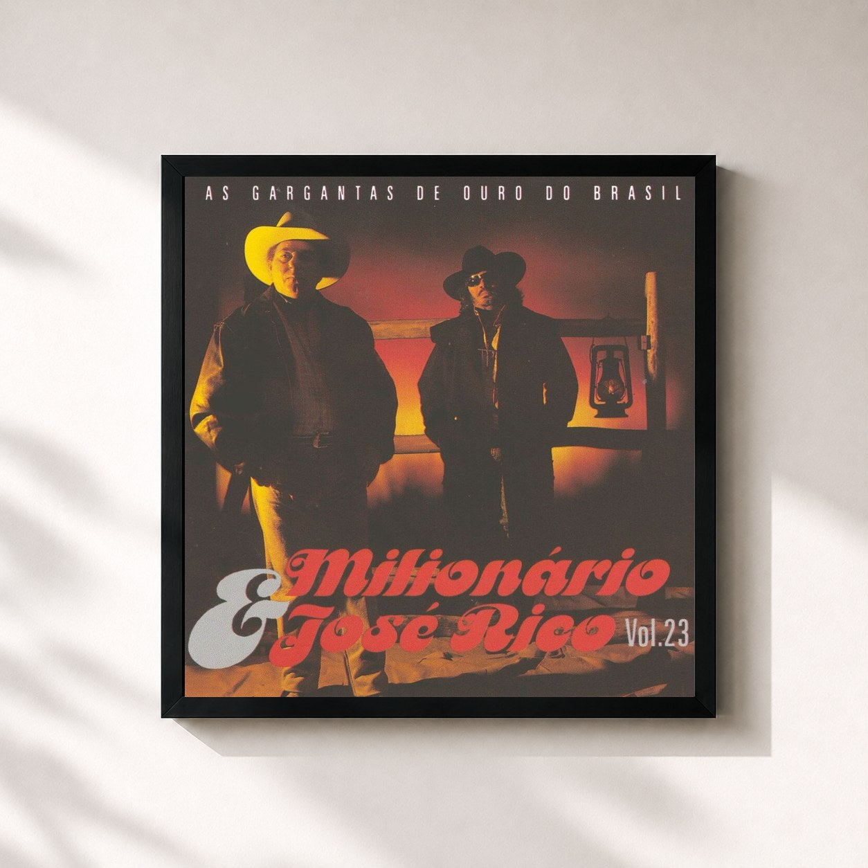 #noir Tableau carré de l'album As Gargantas de Ouro do Brasil (Volume 23) de Milionário & José Rico, cadre noir 32x32 cm